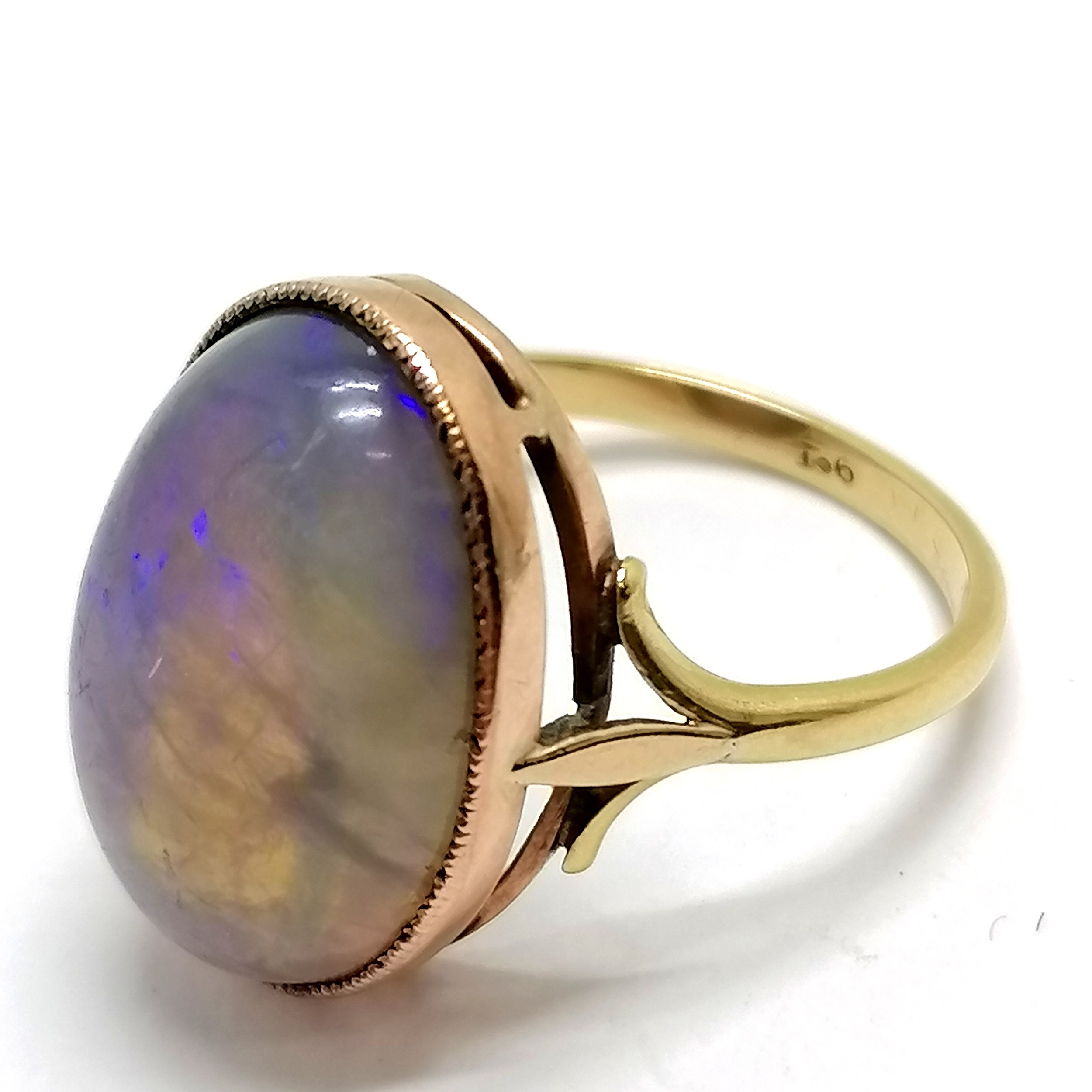 9ct marked gold cabochon opal stone set ring - size P½ & 4.8g total weight ~ stone has light surface - Image 4 of 7