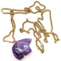 12ct marked gold chain (74cm & 12g) with Native American hand carved amethyst bear pendant