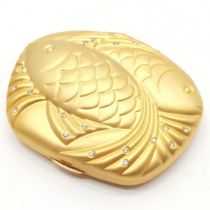 Estee Lauder Pisces gold tone powder compact in original retail packaging - in unused condition