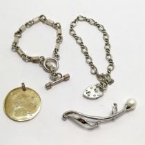 Silver jewellery - 2 x bracelets, silver gilt pendant set with diamonds (2.8cm diameter - 1