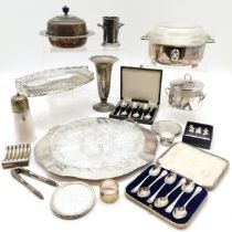 Qty of silver plated ware inc cased teaspoons, Mappin & Webb hors d'ouvres 33cm dish (slight chips