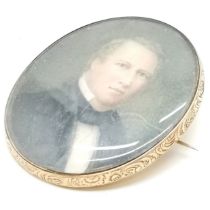 Antique unmarked gold mounted miniature of a gentleman with brooch In Memorium reverse - 5.5cm