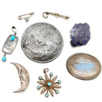 Qty of antique jewellery inc 5 silver brooches (1 unmarked)inc Multan & filigree round brooch made