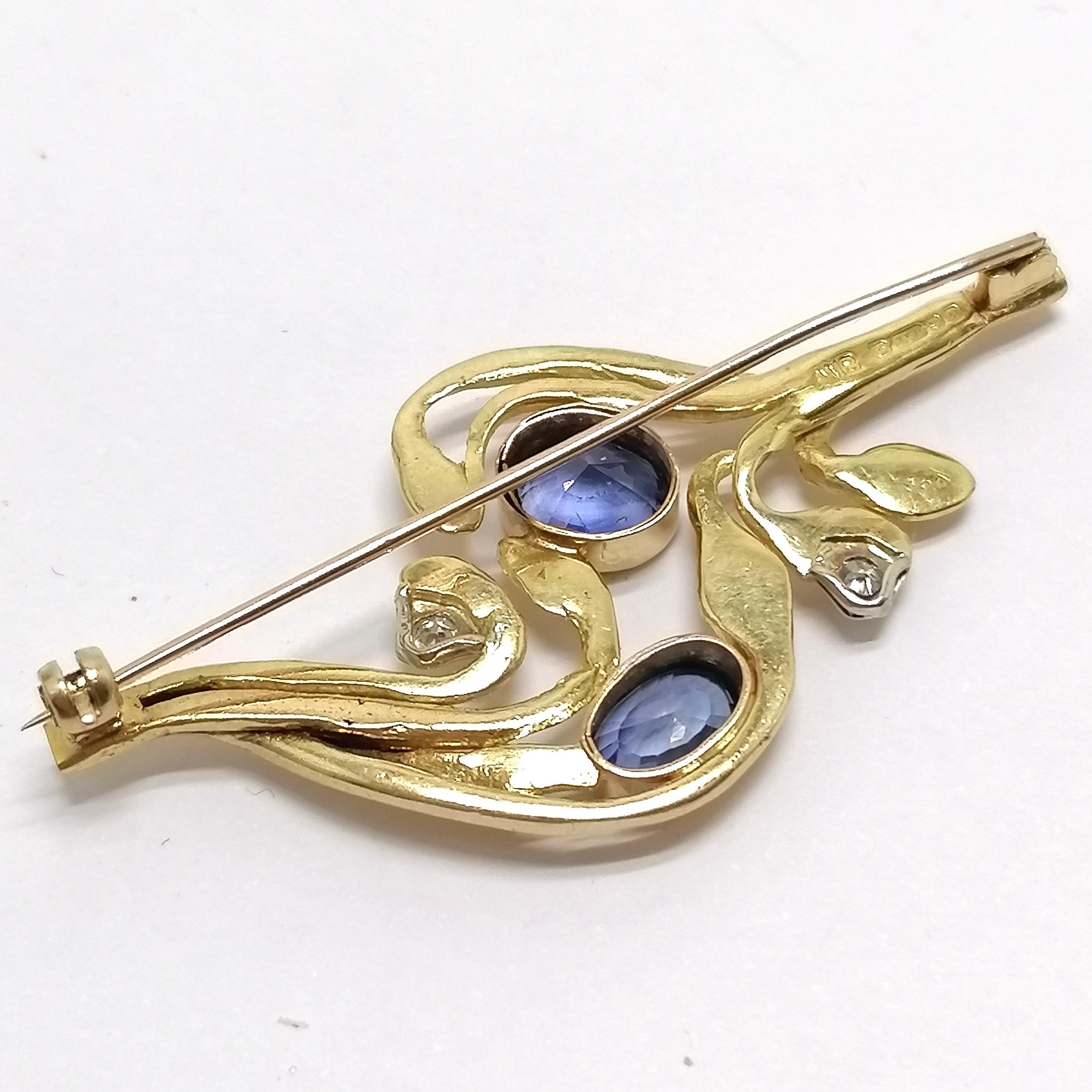 18ct hallmarked gold diamond / sapphire brooch - 5.5cm & 9.8g total weight - Image 2 of 3