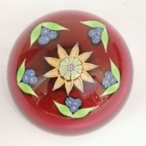 1980 Perthshire miniature flower paperweight ~ a central sunflower surrounded by 5 small