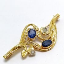 18ct hallmarked gold diamond / sapphire brooch - 5.5cm & 9.8g total weight