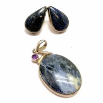 Silver stone set with amethyst detail 6cm pendant + matched earrings - 29g - SOLD ON BEHALF OF THE