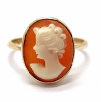 9ct marked gold hand carved cameo portrait ring - size N½ & 2.3g total weight