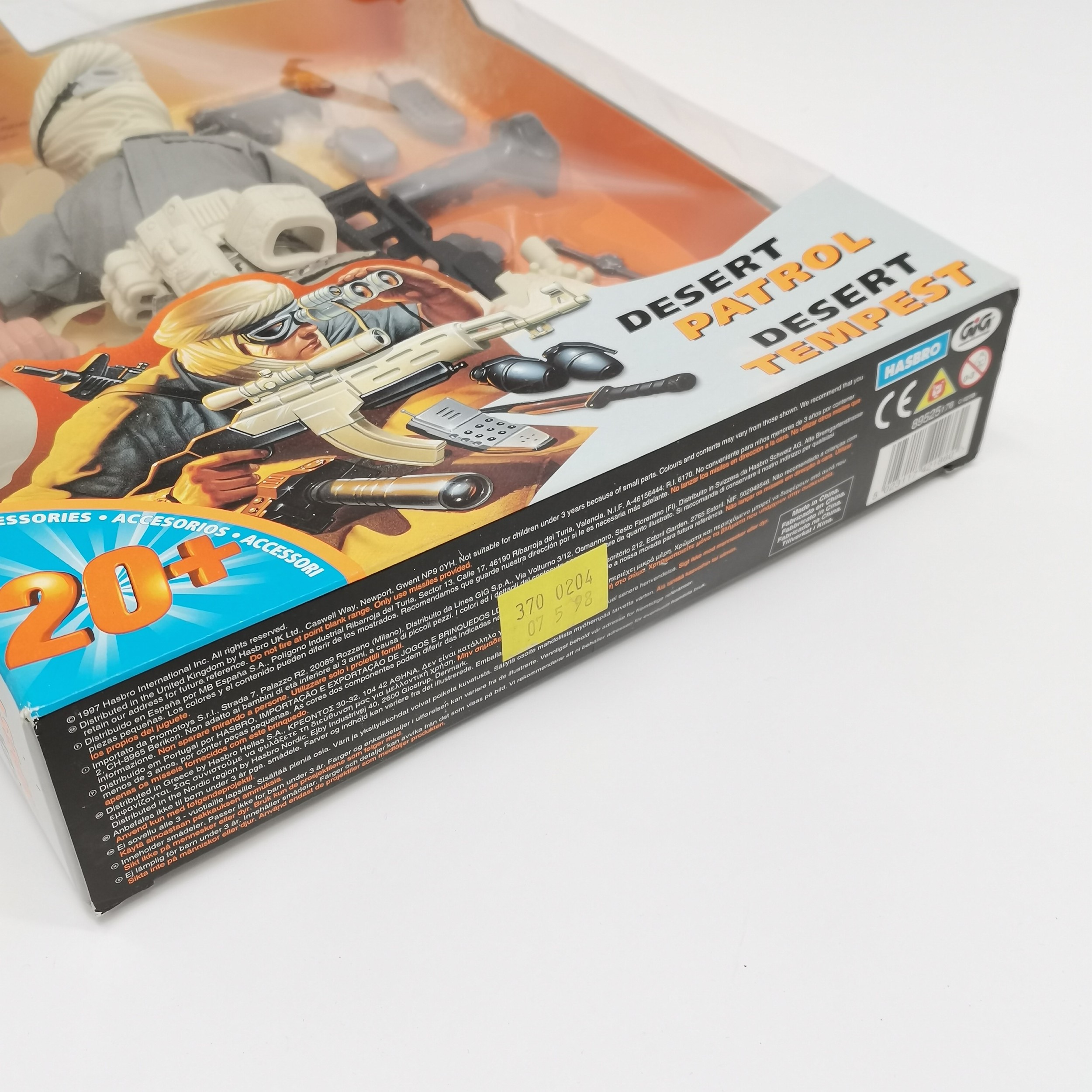 Action man desert patrol desert tempest figure- in unopened original box - box slightly a/f - 33cm - Image 3 of 3