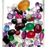 Qty of loose gemstones inc star ruby cabochon, amethyst, citrine etc