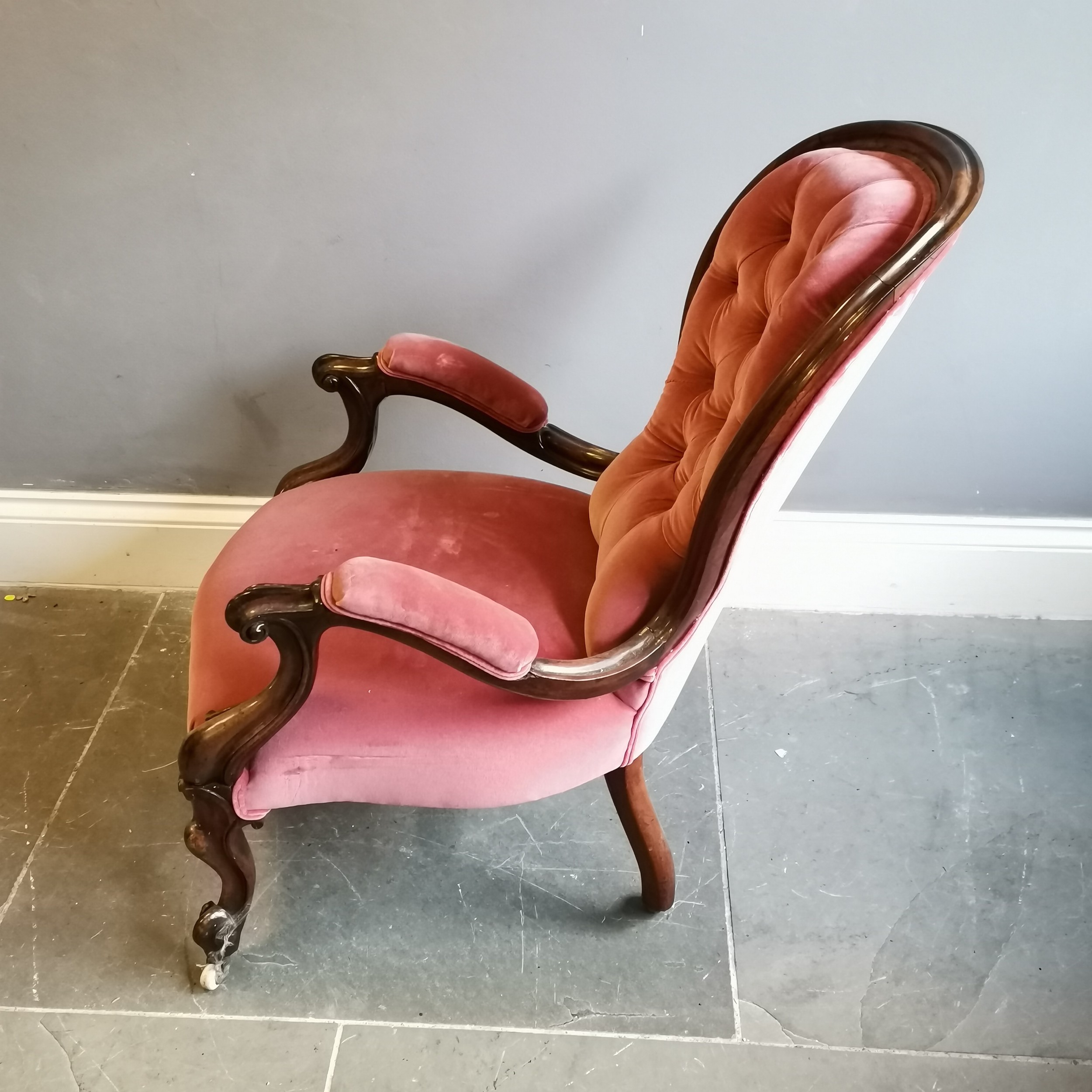 Victorian button back rosewood open arm chair - 60cm wide x 90cm high - Image 3 of 4