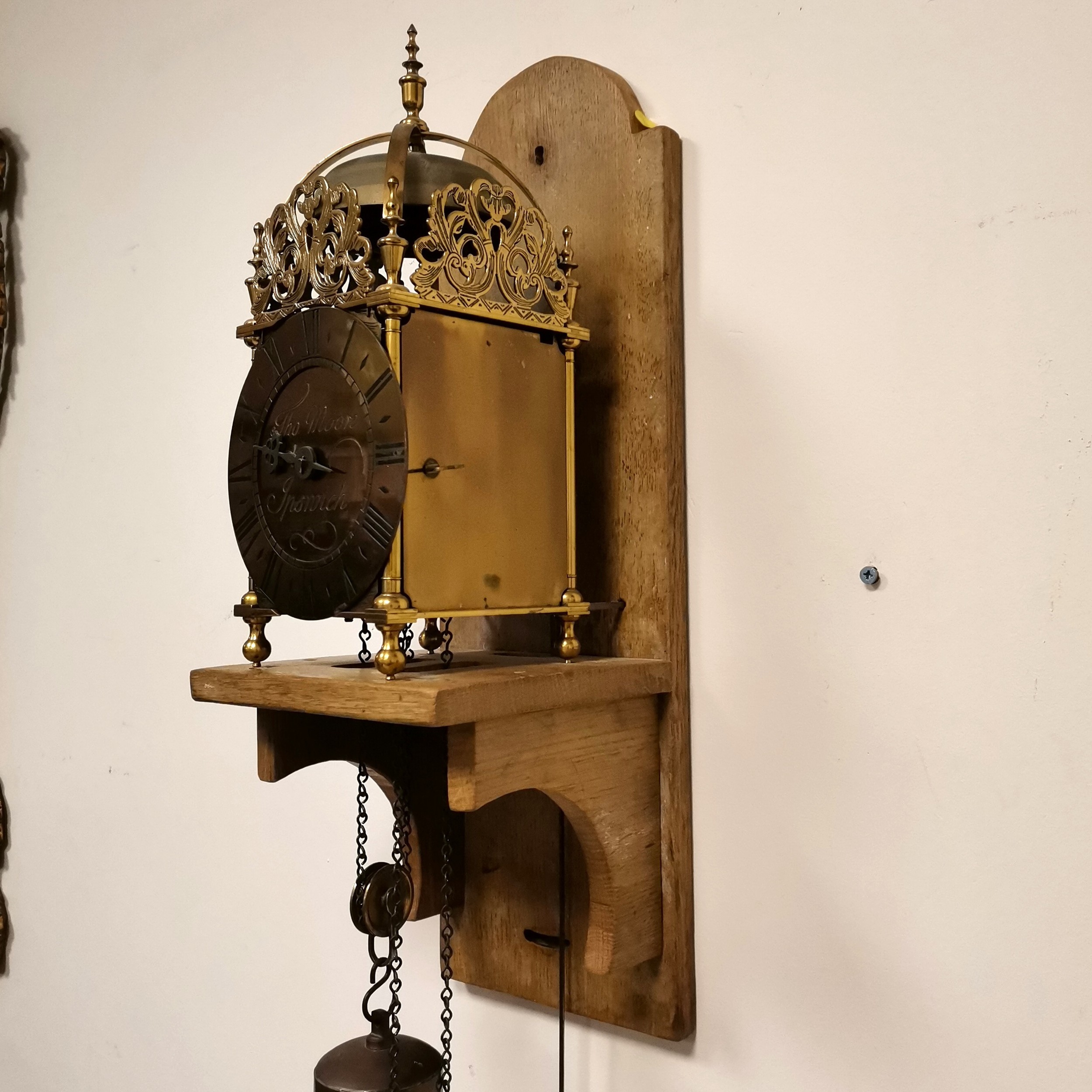17th century style brass lantern bracket clock inscribed Thomas Moore, Ipswich on an oak wooden - Image 4 of 6