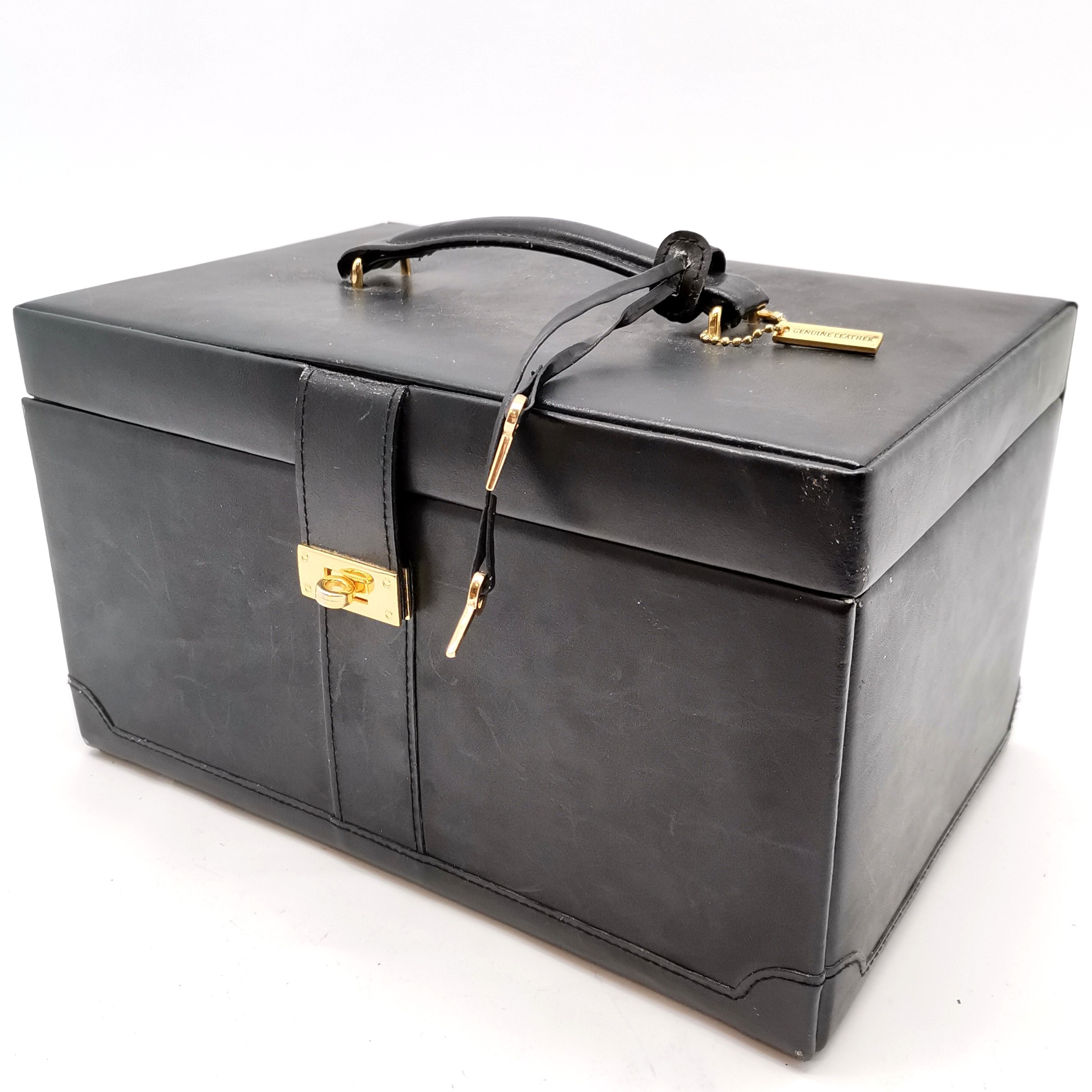 Black leather fitted jewellery box with contents inc 5 pairs of 9ct gold earrings inc dolphin (5. - Image 4 of 4