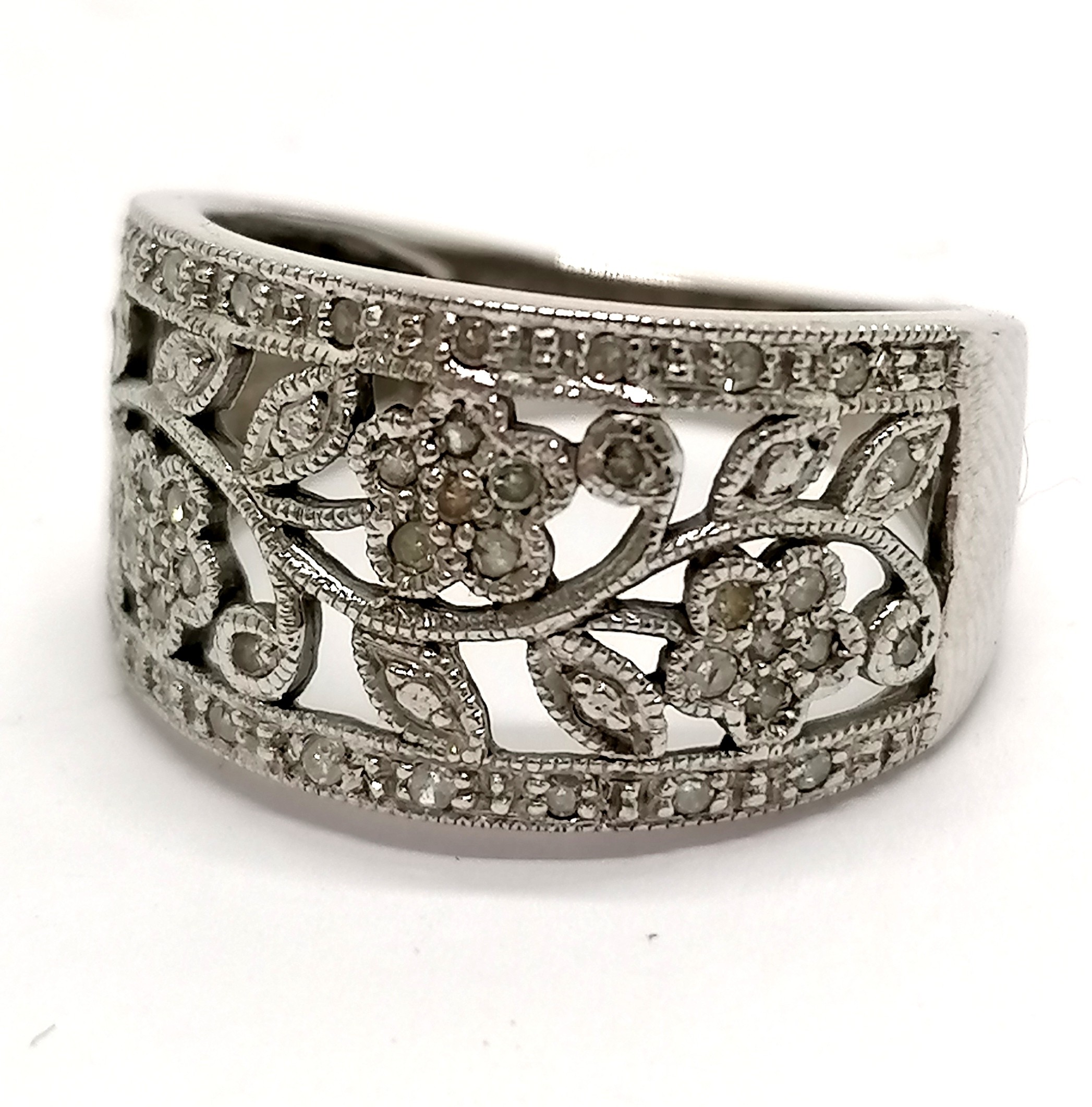 9ct hallmarked white gold diamond set pierced flower decorated ring - size N½ & 4.4g total weight - Image 3 of 3