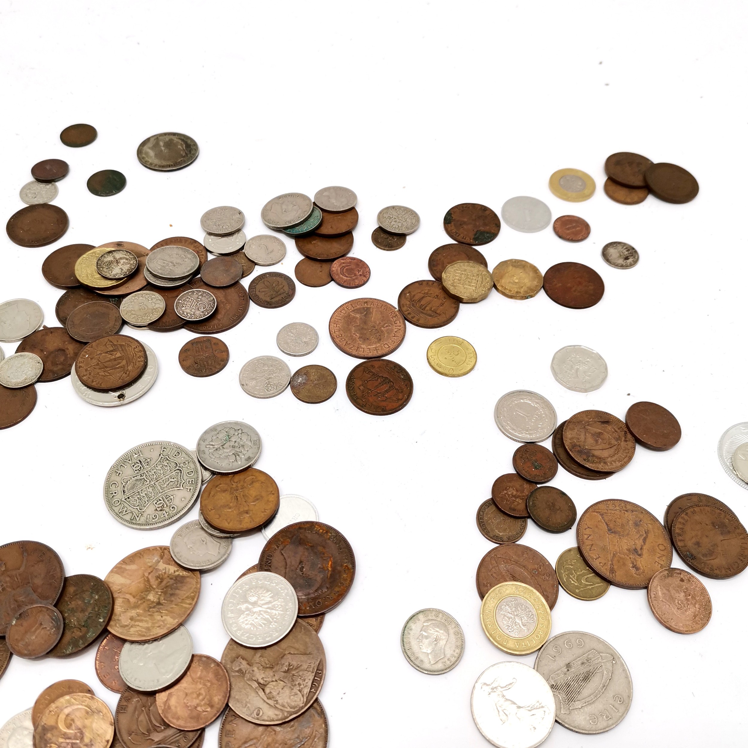 Qty of coins (mostly GB), banknotes etc - Image 2 of 6