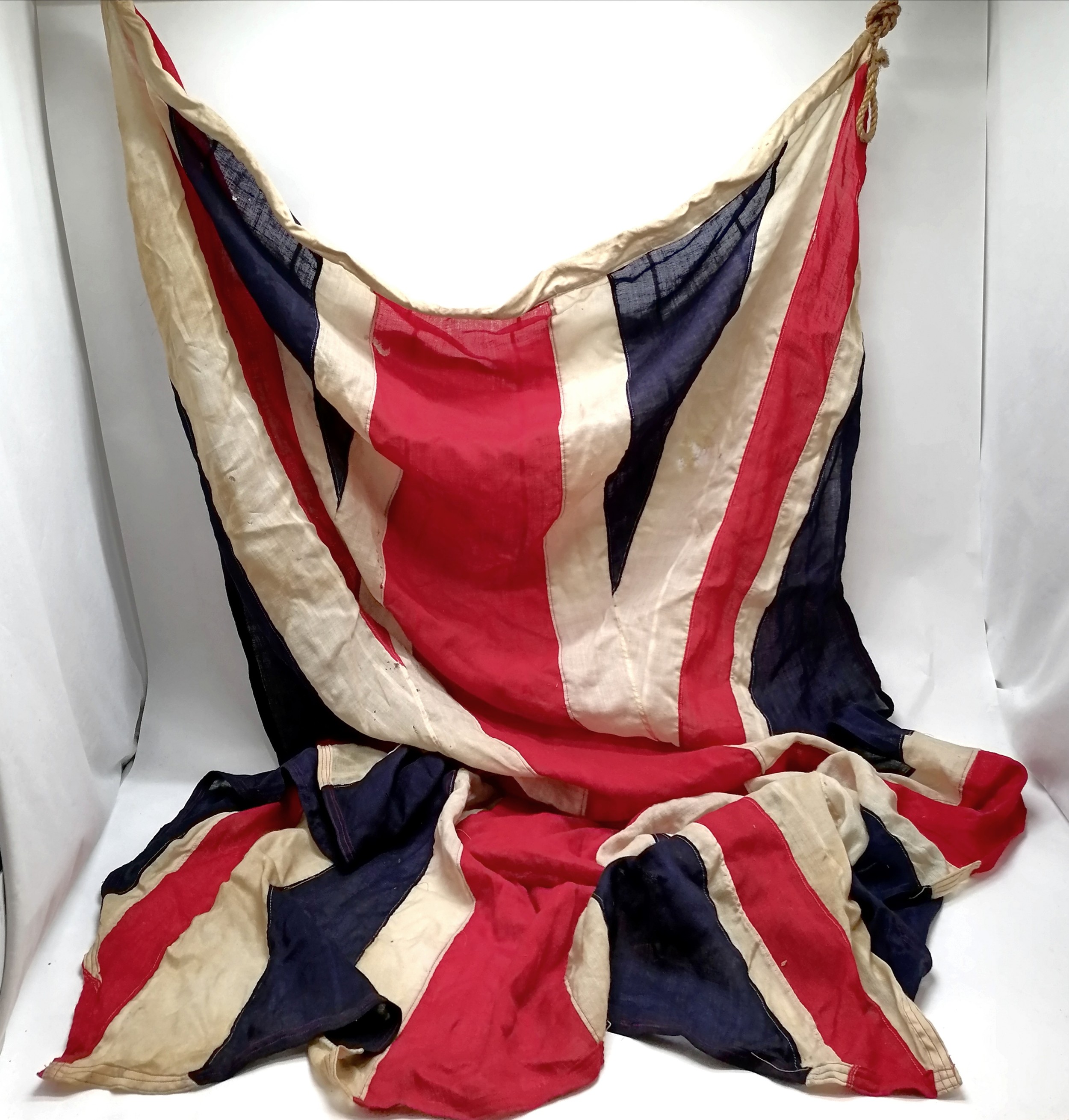 Large Union Jack flag - 130cm x 280cm and has some holes - Image 5 of 5