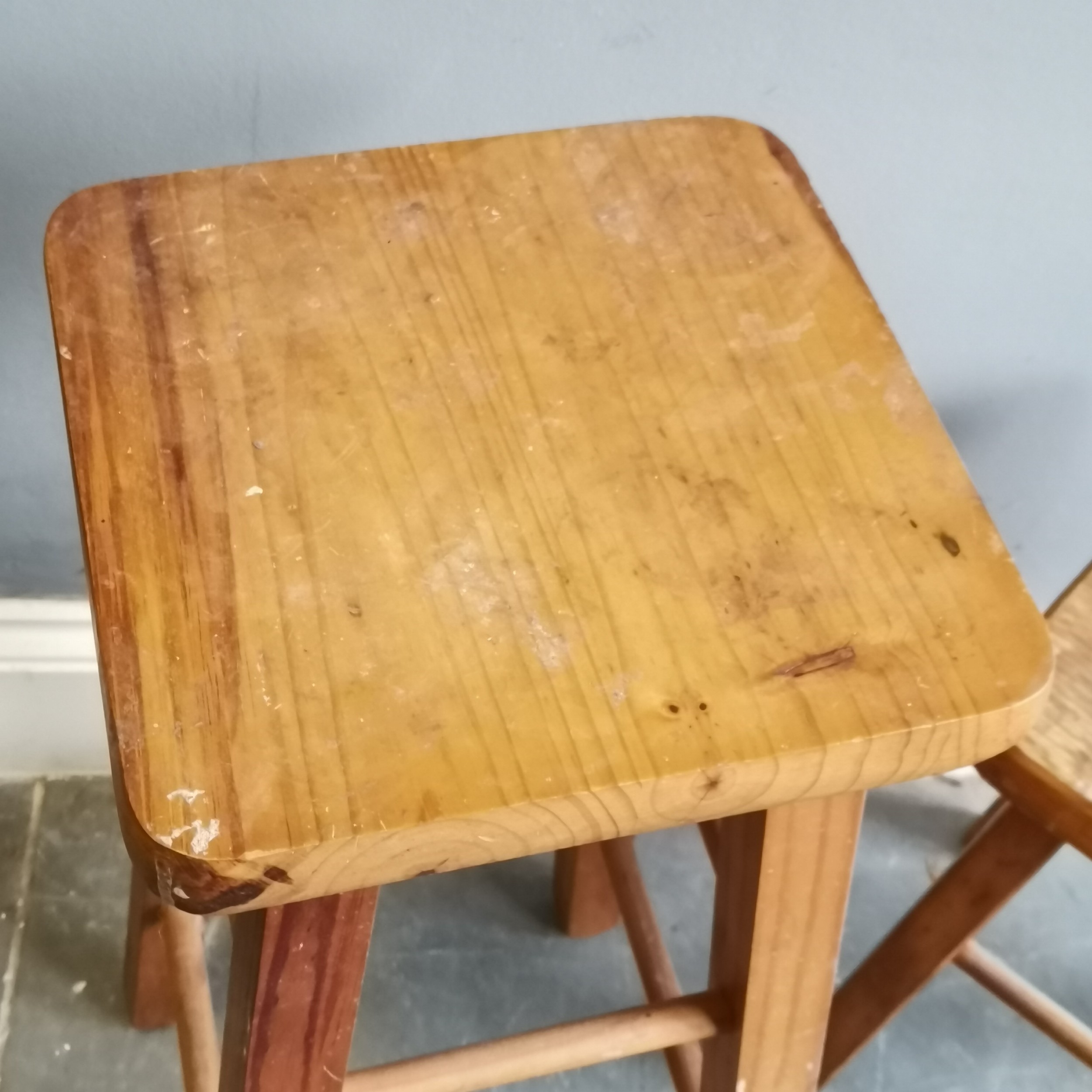 Vintage pine stool 68cm high x 32cm at widest point, t/w similar but smaller 46cm high x 30cm at - Image 2 of 2