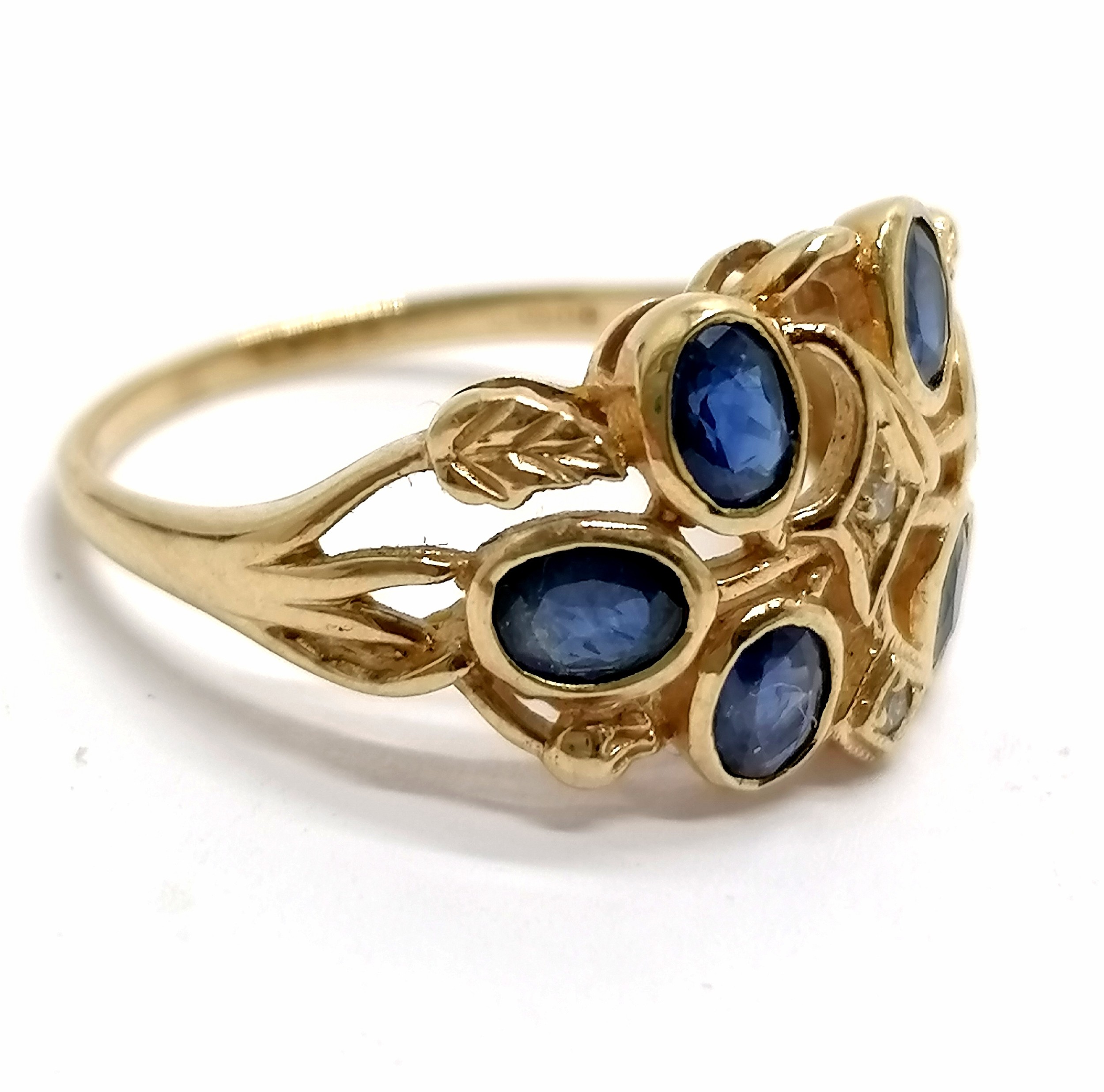 9ct hallmarked gold sapphire & diamond fancy ring - size N & 2.8g total weight - Image 4 of 4