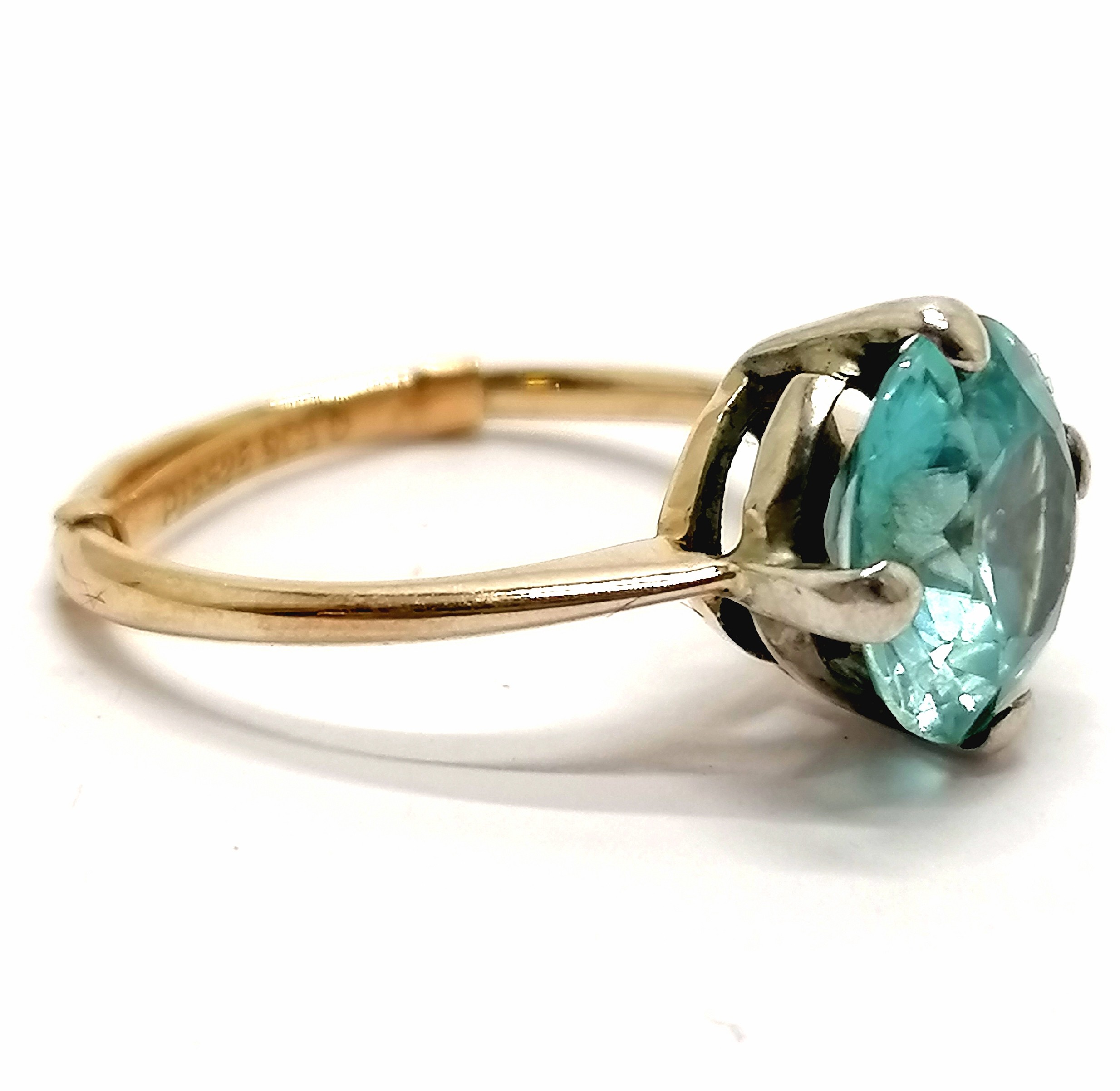 Antique unmarked gold blue topaz solitaire ring - size M½ (with keeper) & 2.9g total weight - Image 3 of 3