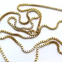 9ct marked gold box link 60cm chain - 7.5g