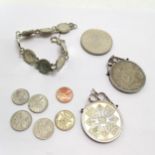 Silver 3d coin bracelet t/w 3 QEII crowns (2 in silver pendant mounts) etc