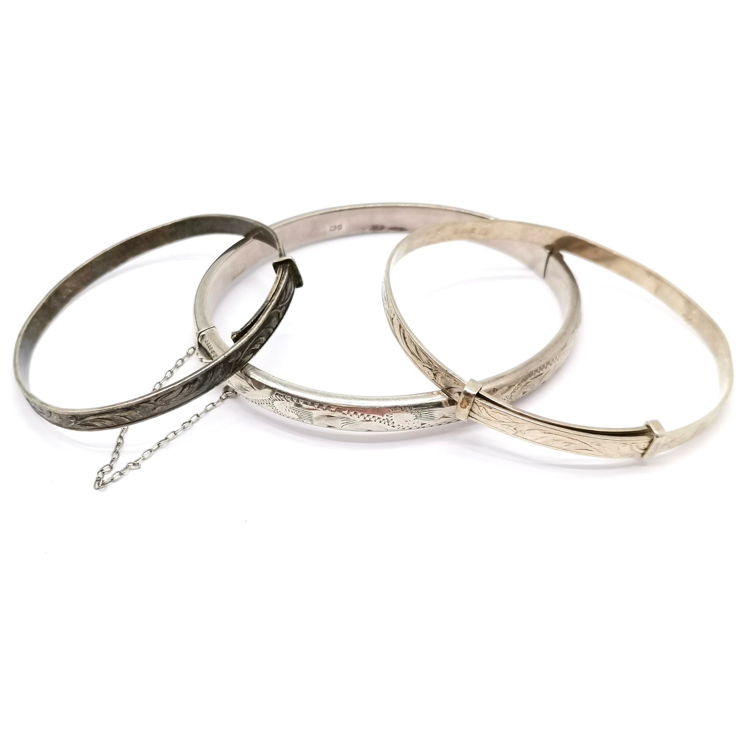 Qty of silver jewellery ~ 6 bangles inc stone set, 3 bracelets (1 unmarked) & 42cm neckchain - total - Image 2 of 4