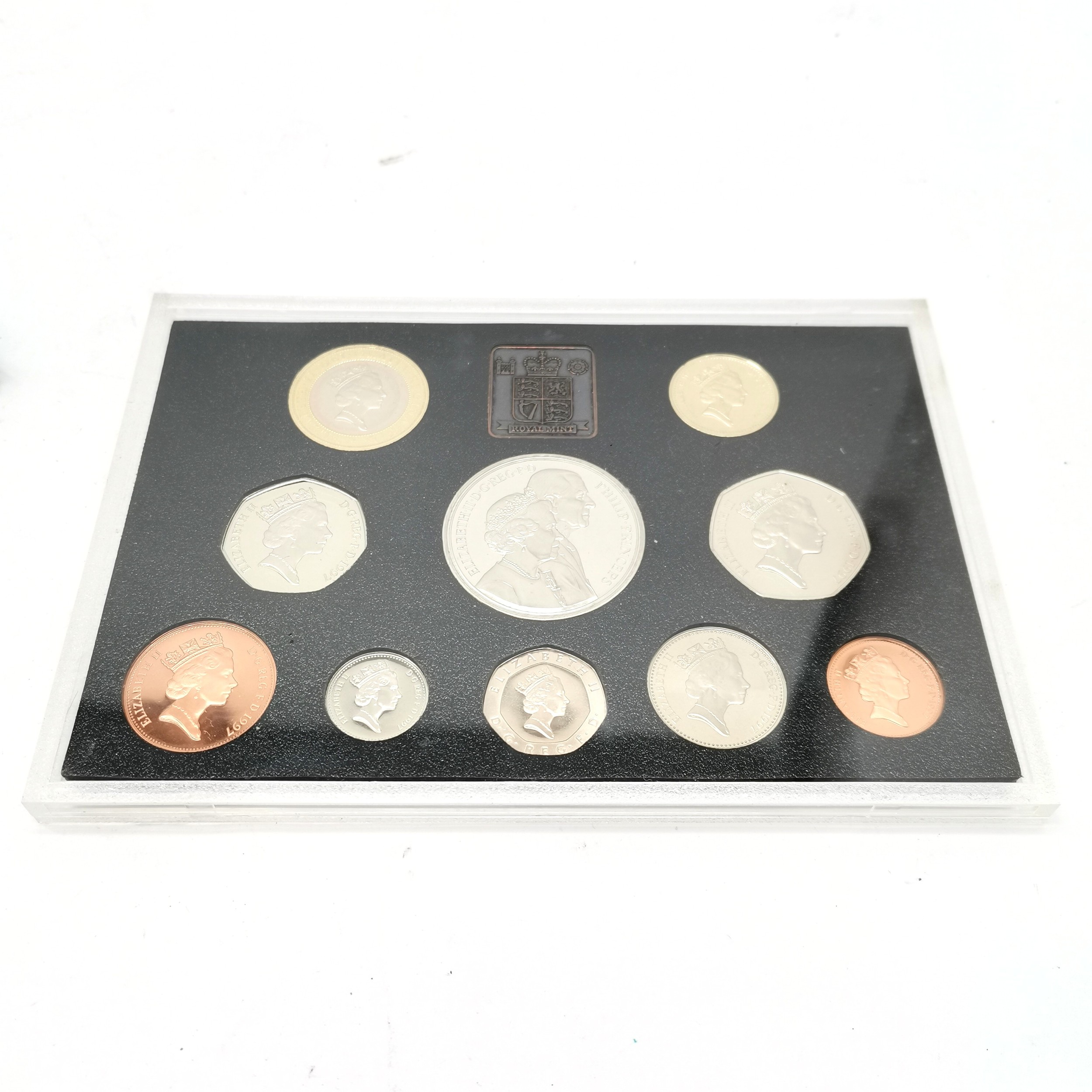 1997 UK proof coin collection - 10 coins 1p to £5 ~ case has signs of wear - Image 3 of 4