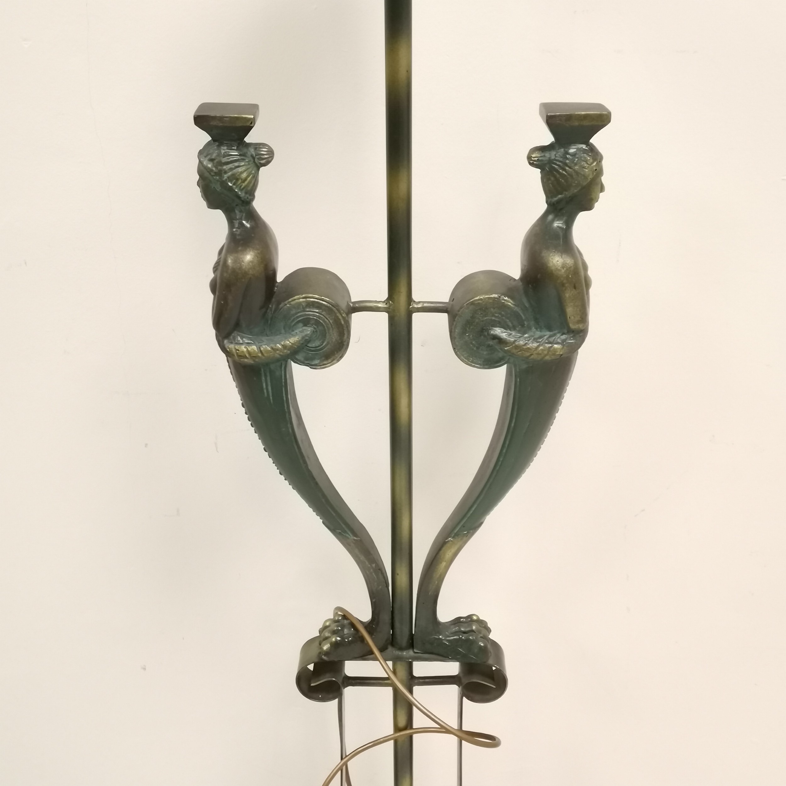 Classical inspired floor lamp - total height 140cm - Image 2 of 4