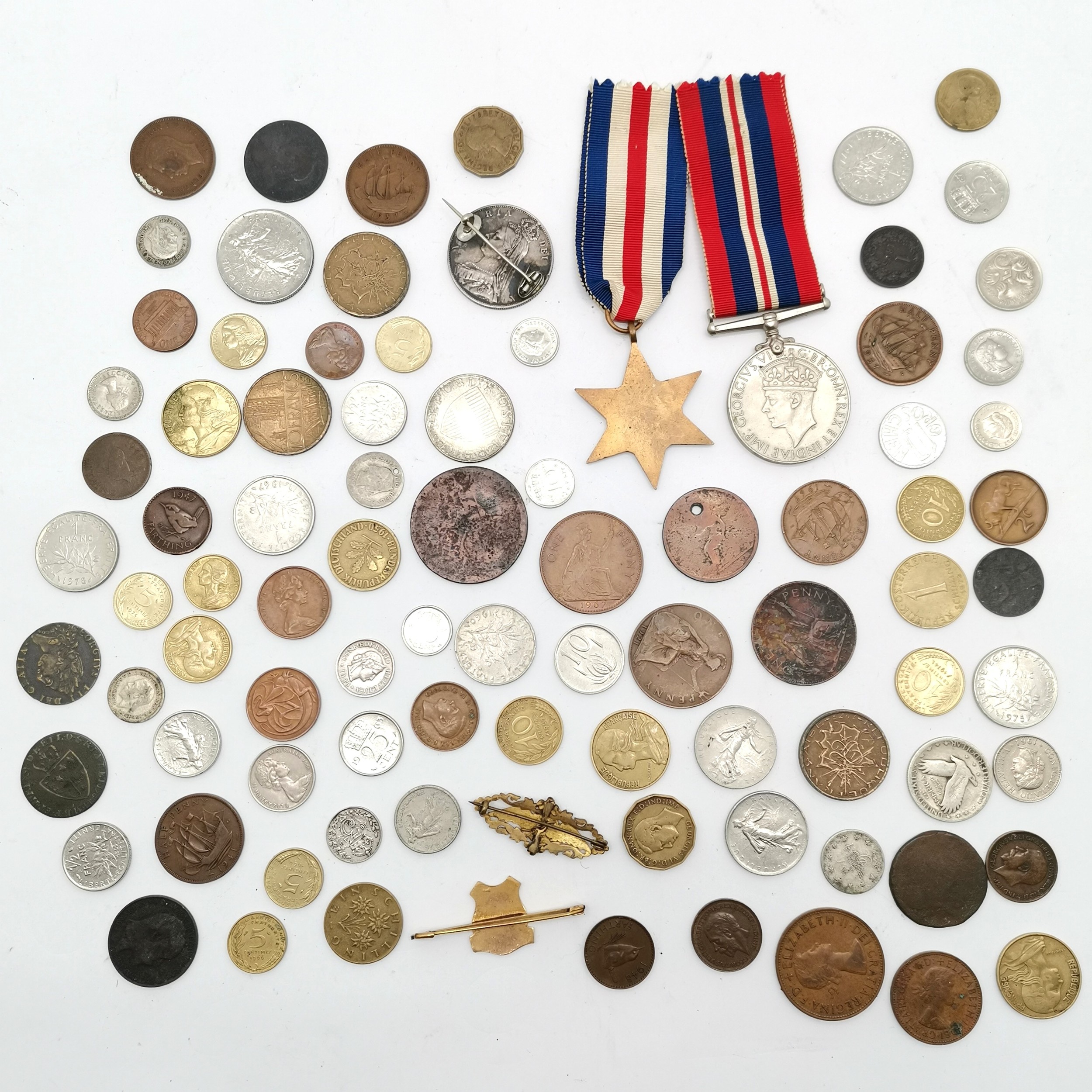 WWII France and Germany star medal, war medal, RAF sweetheart brooch etc t/w qty of coins inc 1889 - Image 2 of 6