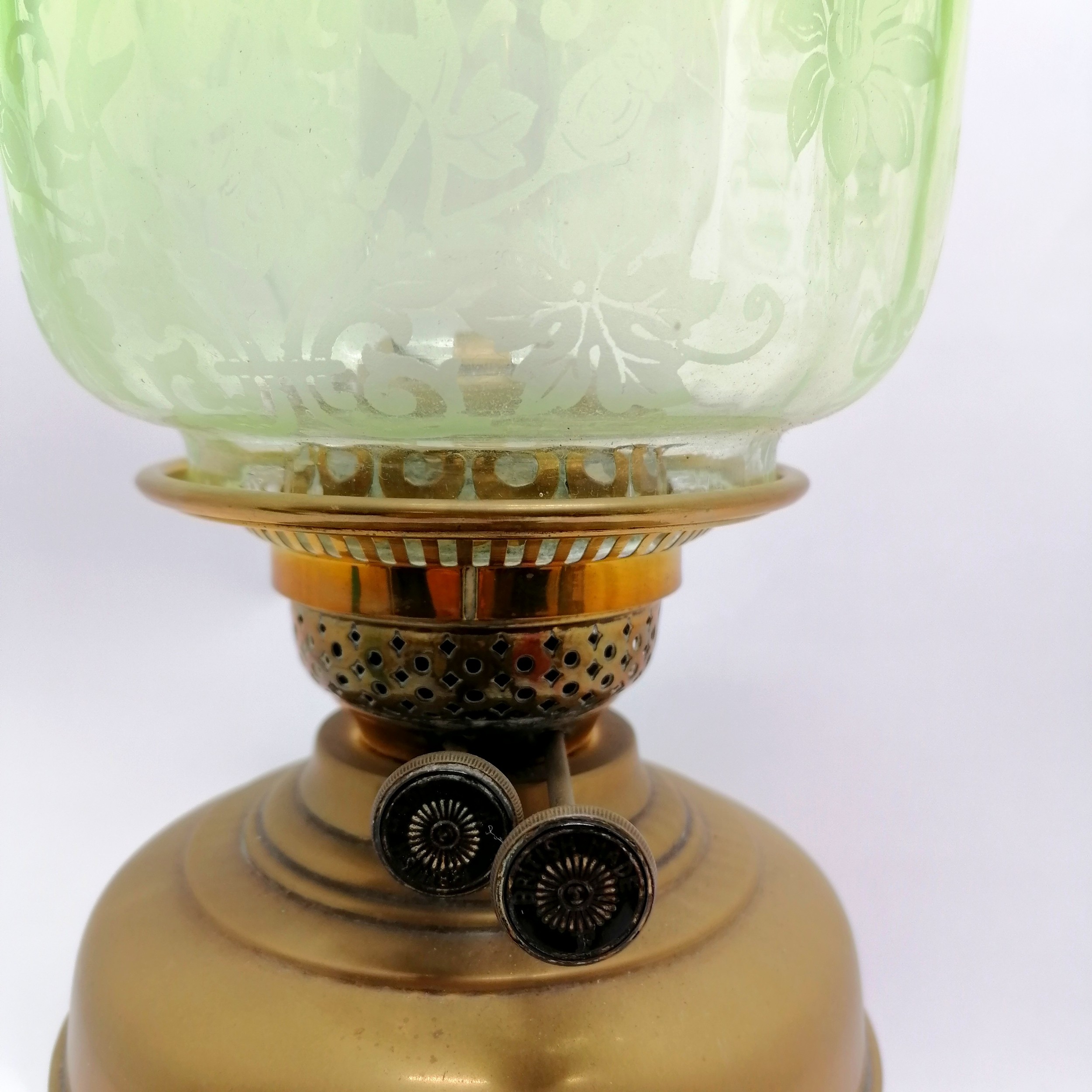 Antique brass oil lamp with twin burner & acid etched green shade - 56cm total height ~ slight dents - Image 2 of 3