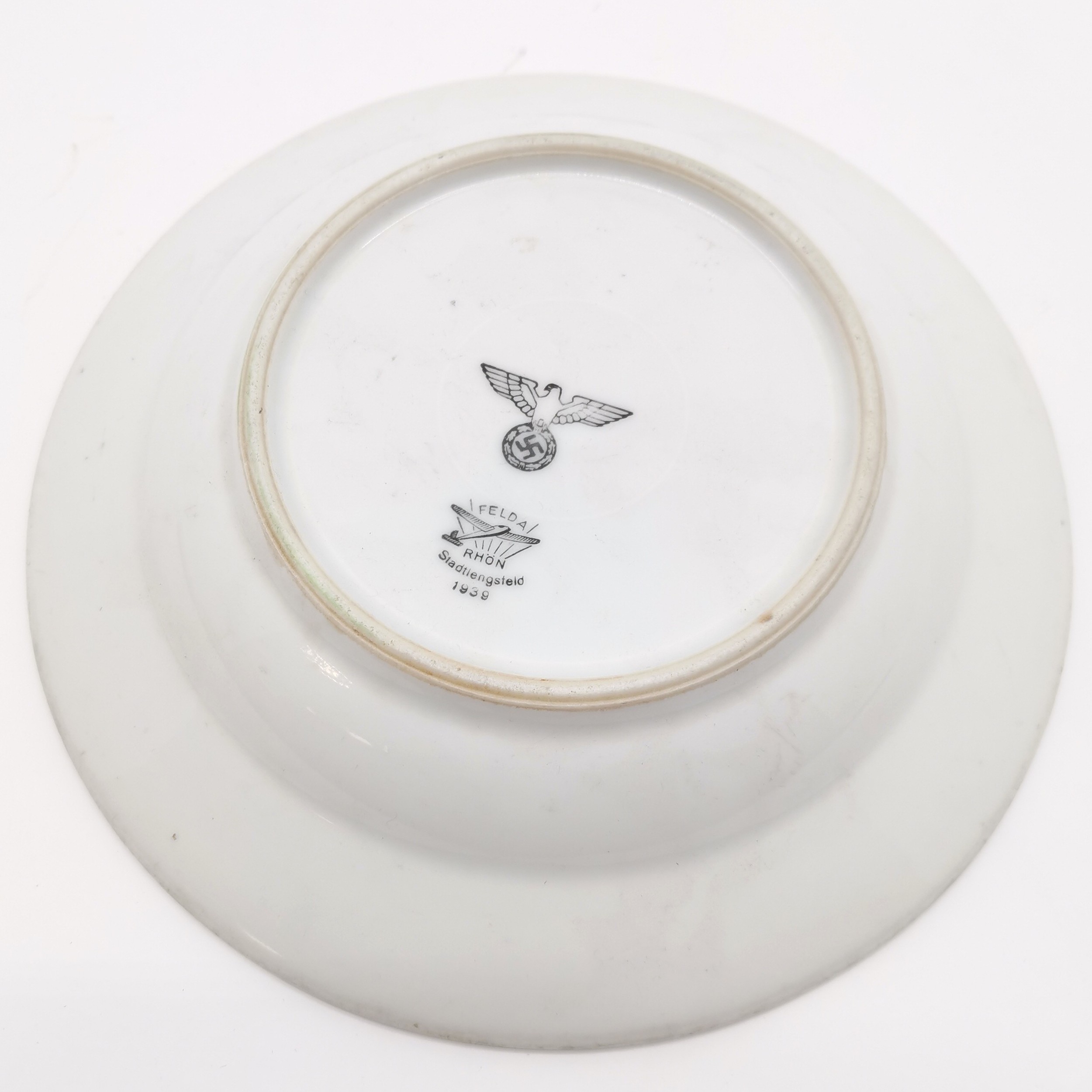 WW2 1939 dated German Nazi dinner dish - 23.5cm diameter - marked Felda Rhon. In used condition with - Image 2 of 3