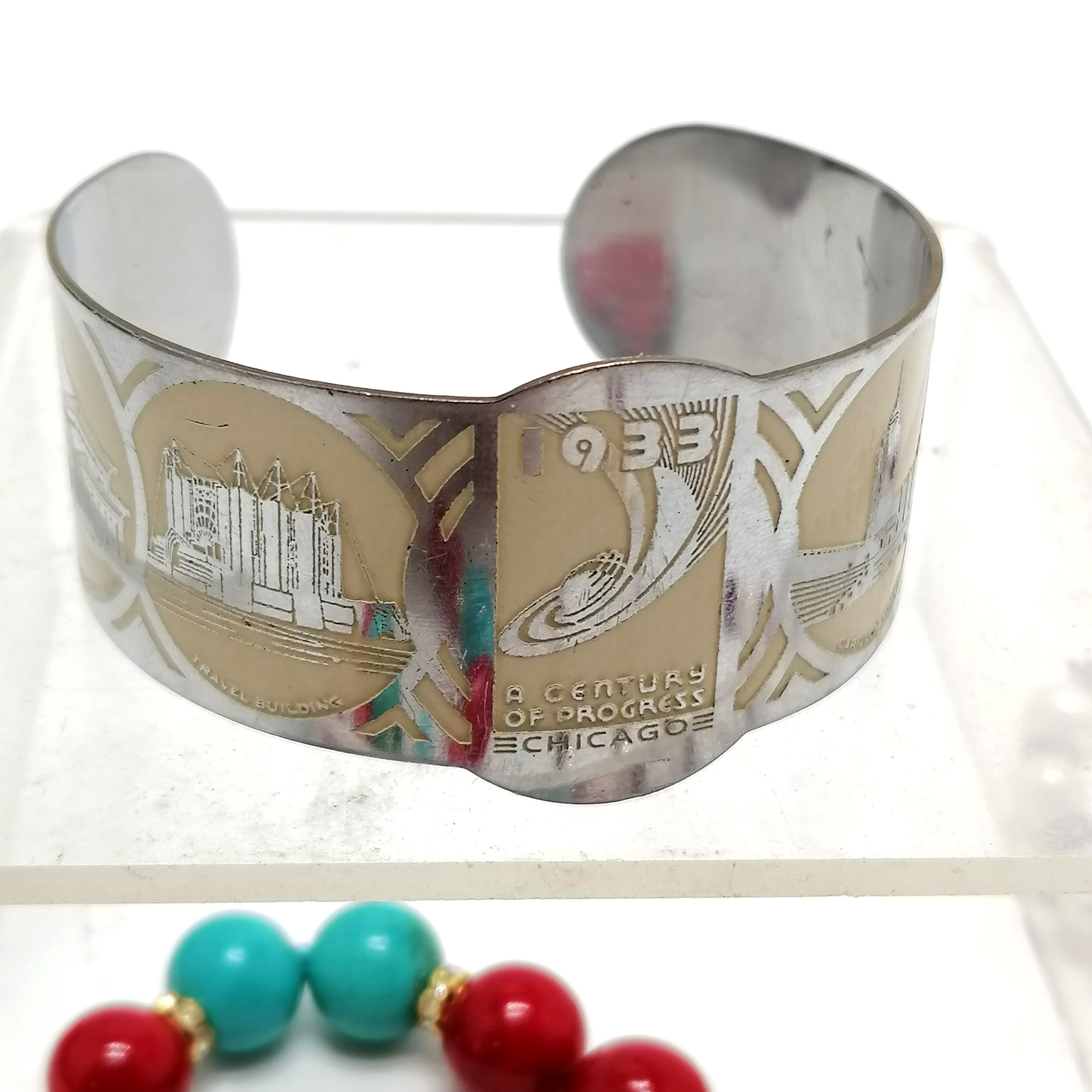 Red stone / pearl 96cm necklace, Deco style bangle & turquoise / red bead necklace - Image 3 of 3