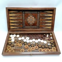 Nice quality parquetry inlaid backgammon board box with original pieces - 51cm x 25cm x 8.5cm (