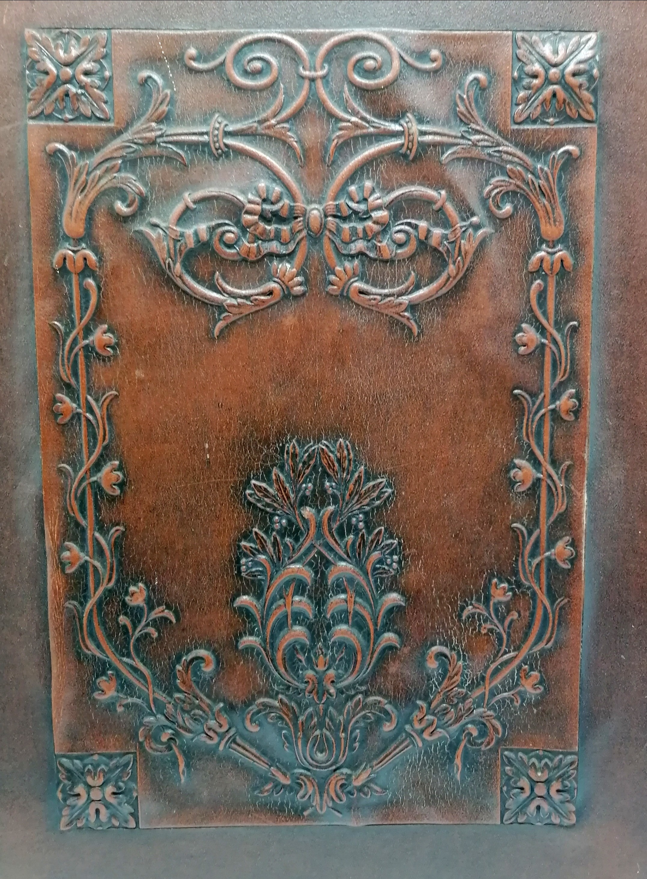 Liberty Arts & Crafts leather tooled fire screen attached to a wooden frame with leather stringing - Image 5 of 5