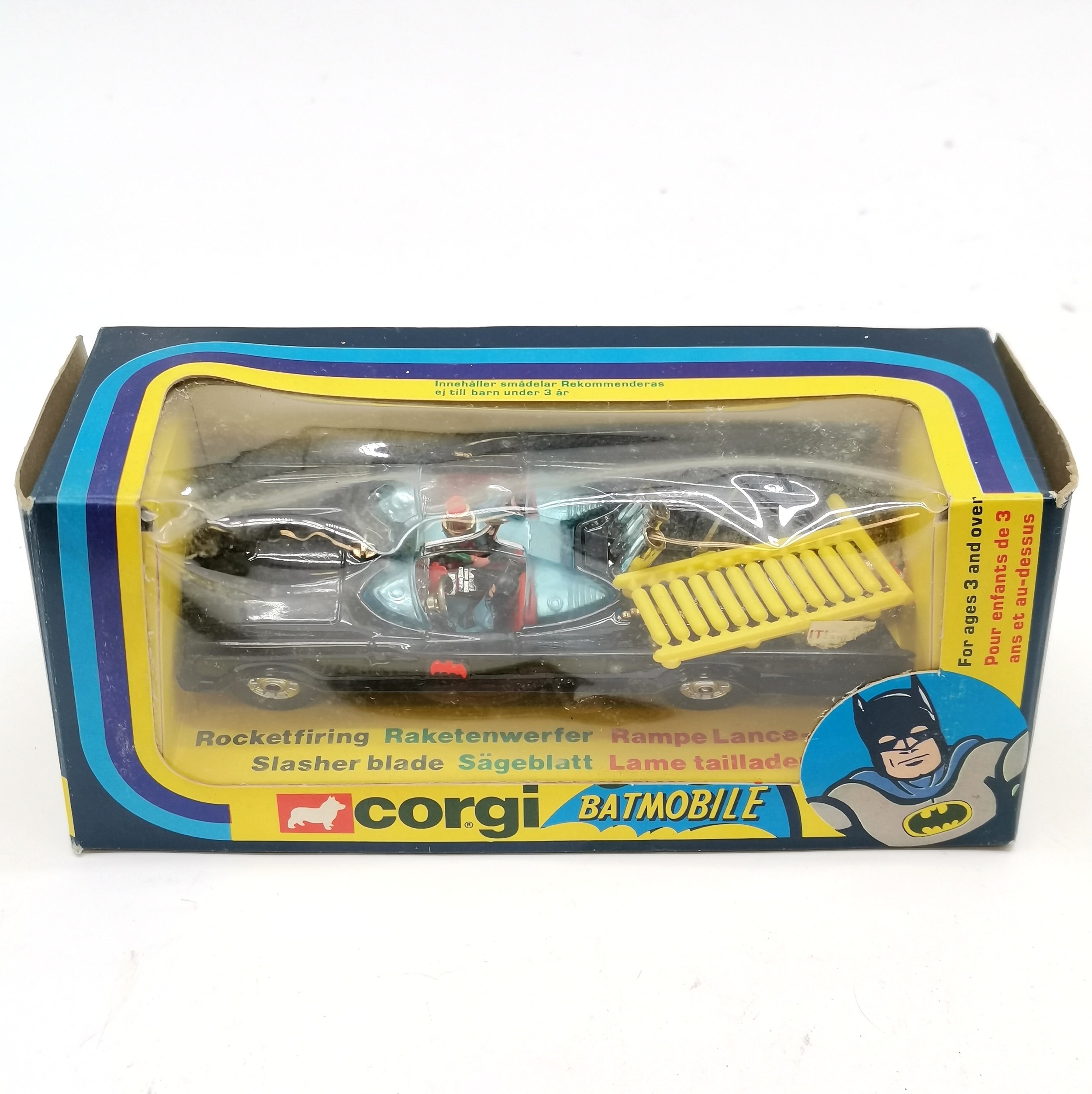 Vintage 1976 Corgi 267 Batmobile in original box with both figurines - Batmobile in very good