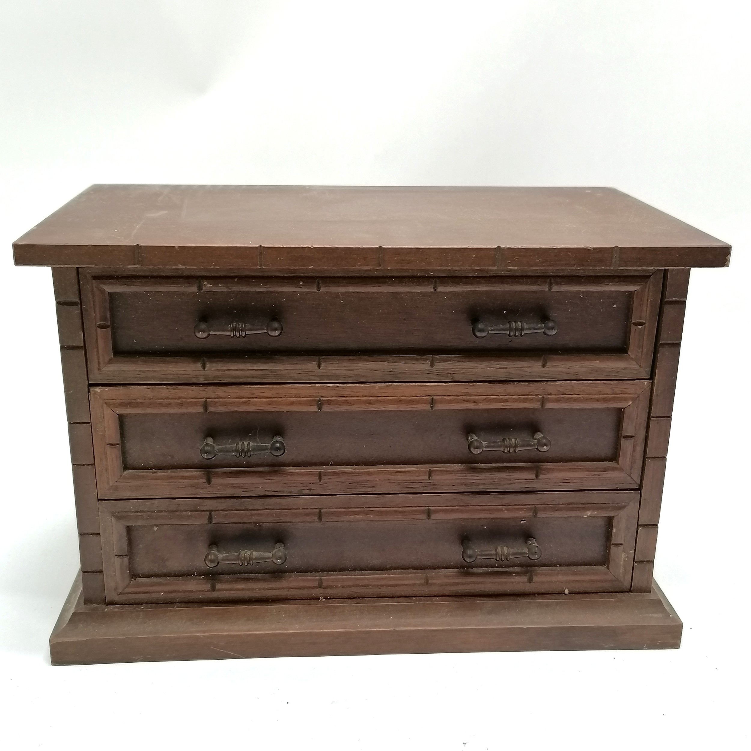 Mahogany 3 drawer jewellery cabinet with fabric lined drawers 29cm x 17cm x 19cm high - no obvious - Image 2 of 3