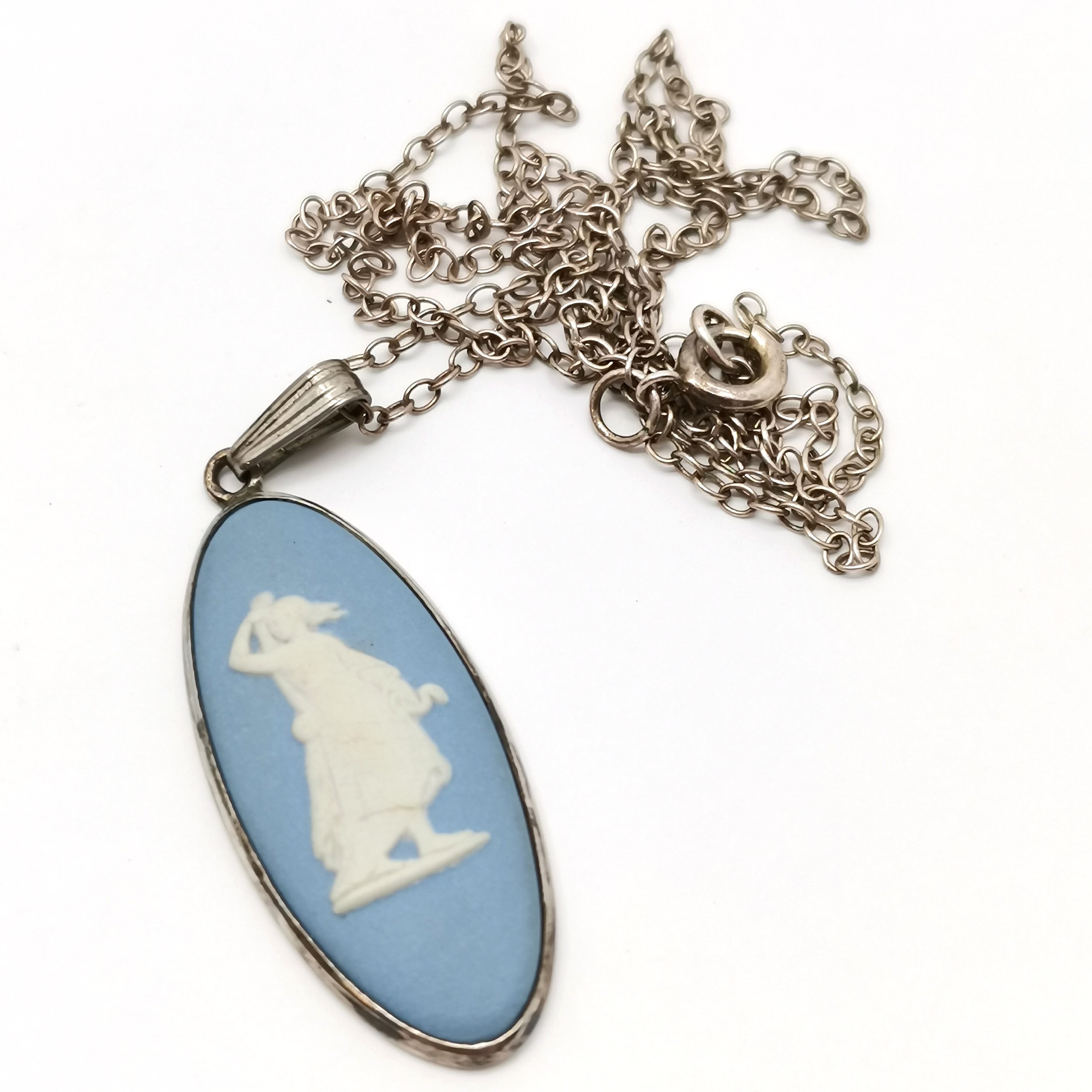 Wedgwood silver pendant on silver 46cm chain (in original box), strand of faux pearls with silver - Image 2 of 3