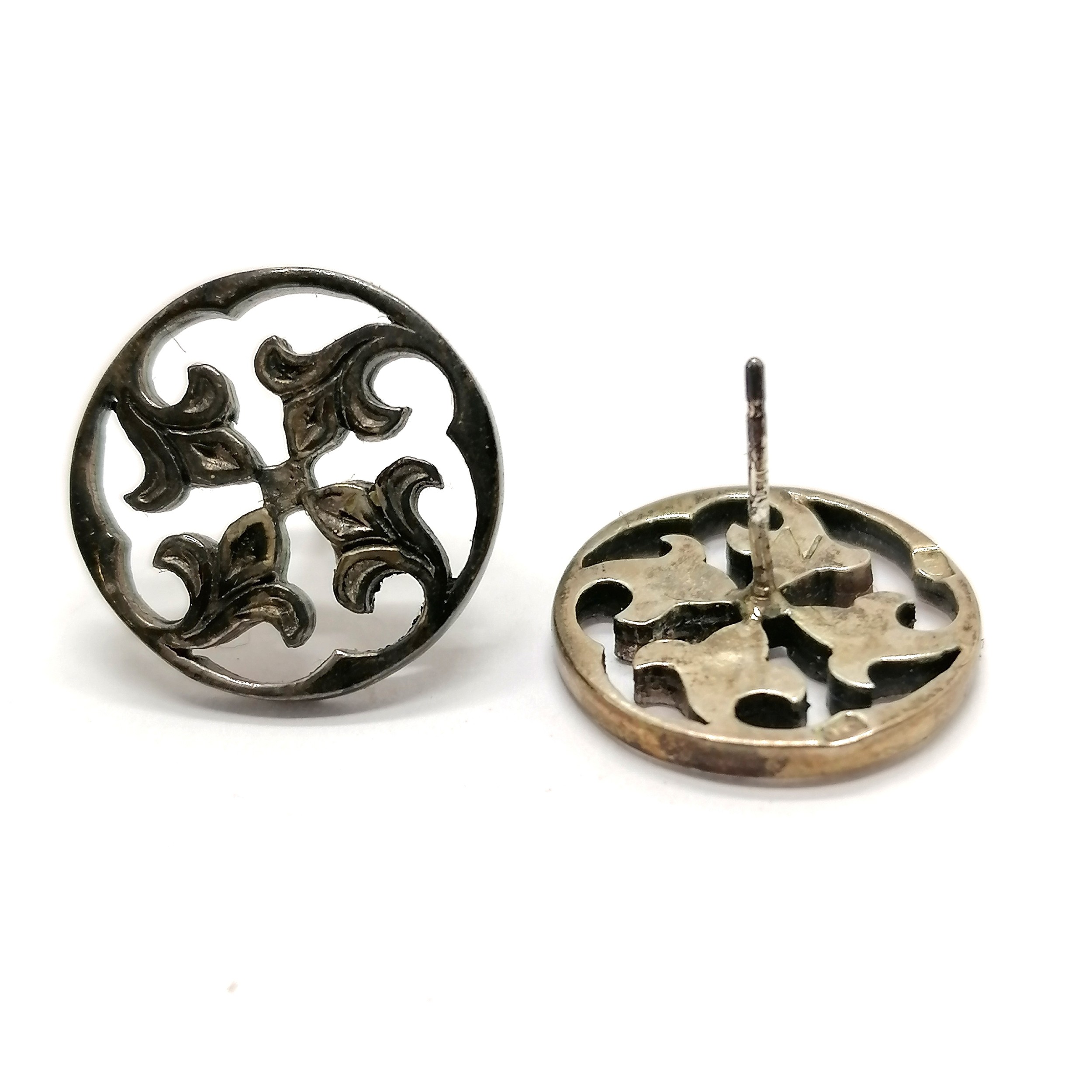 Hebridean jewellery Sandray silver celtic stud earrings (RRP £100) - 15mm diameter & 4.1g - SOLD - Image 2 of 2