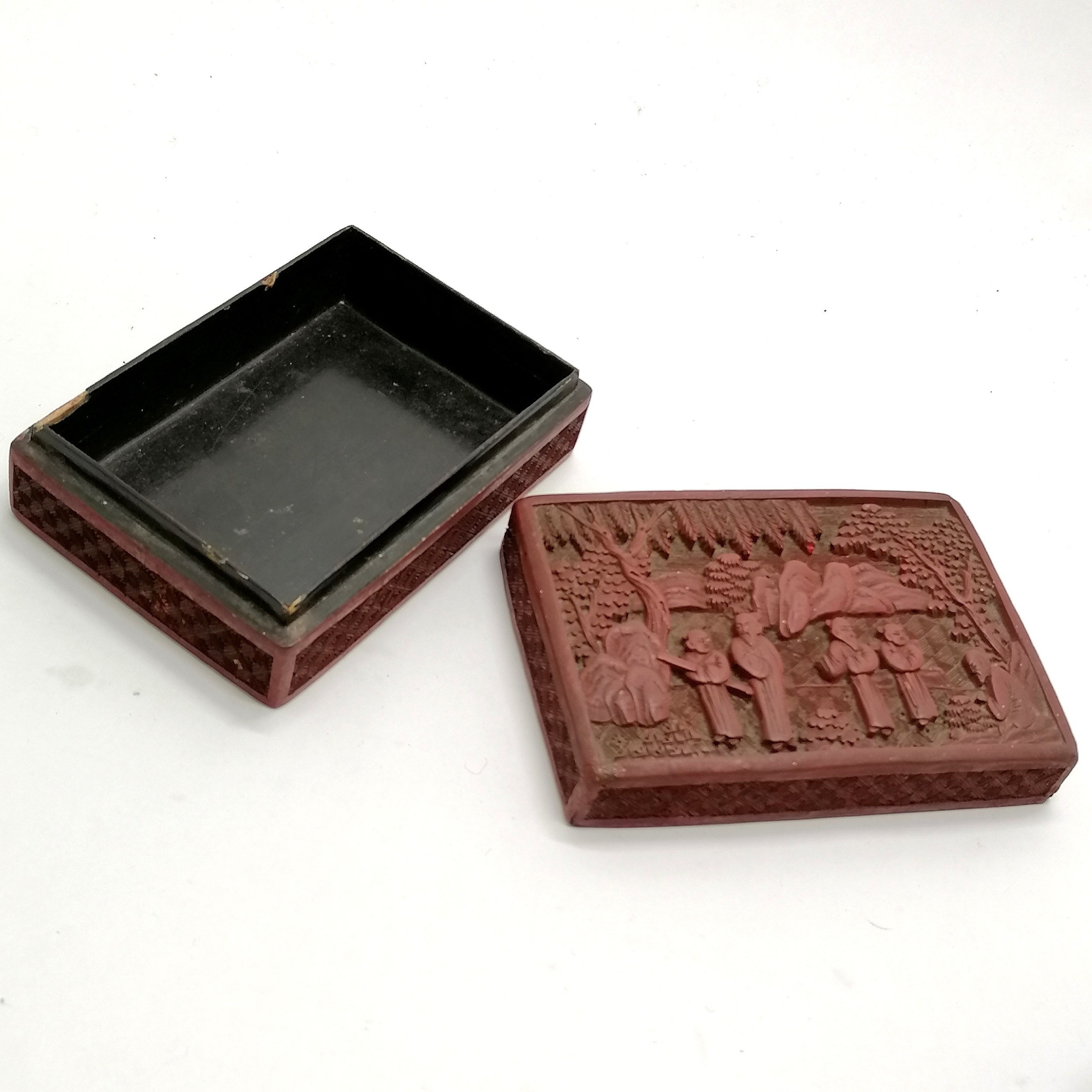 Chinese cinnabar red lacquer box with figural detail to lid - 14.5cm x 10cm x 5cm (slight losses & - Image 2 of 6