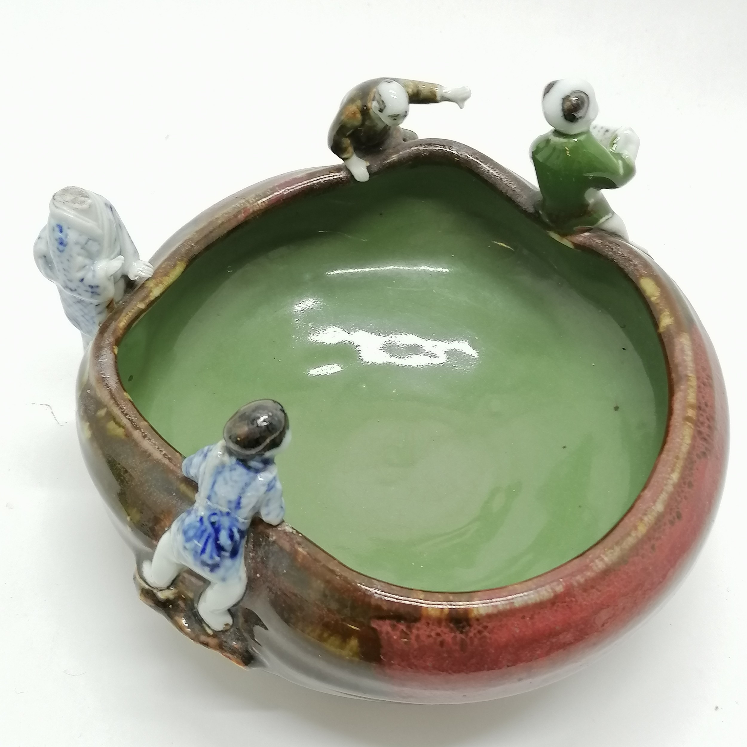 Japanese sumida ? bowl with rock & figural detail with marks to base - 18cm diameter x 12cm high ~ 1 - Image 4 of 8