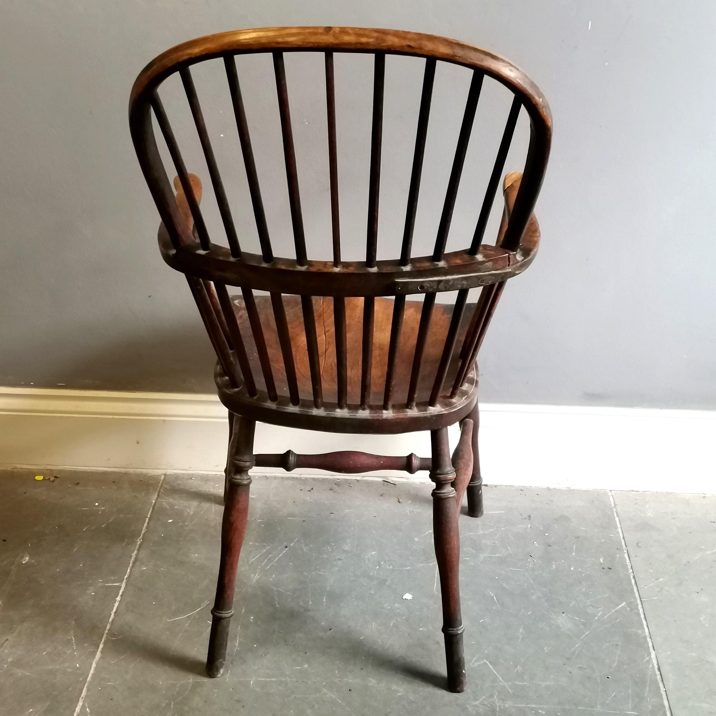 Antique Windsor Elm bow back carver chair, 57cm wide x 42cm deep x 105cm high, split to seat and has - Image 2 of 5