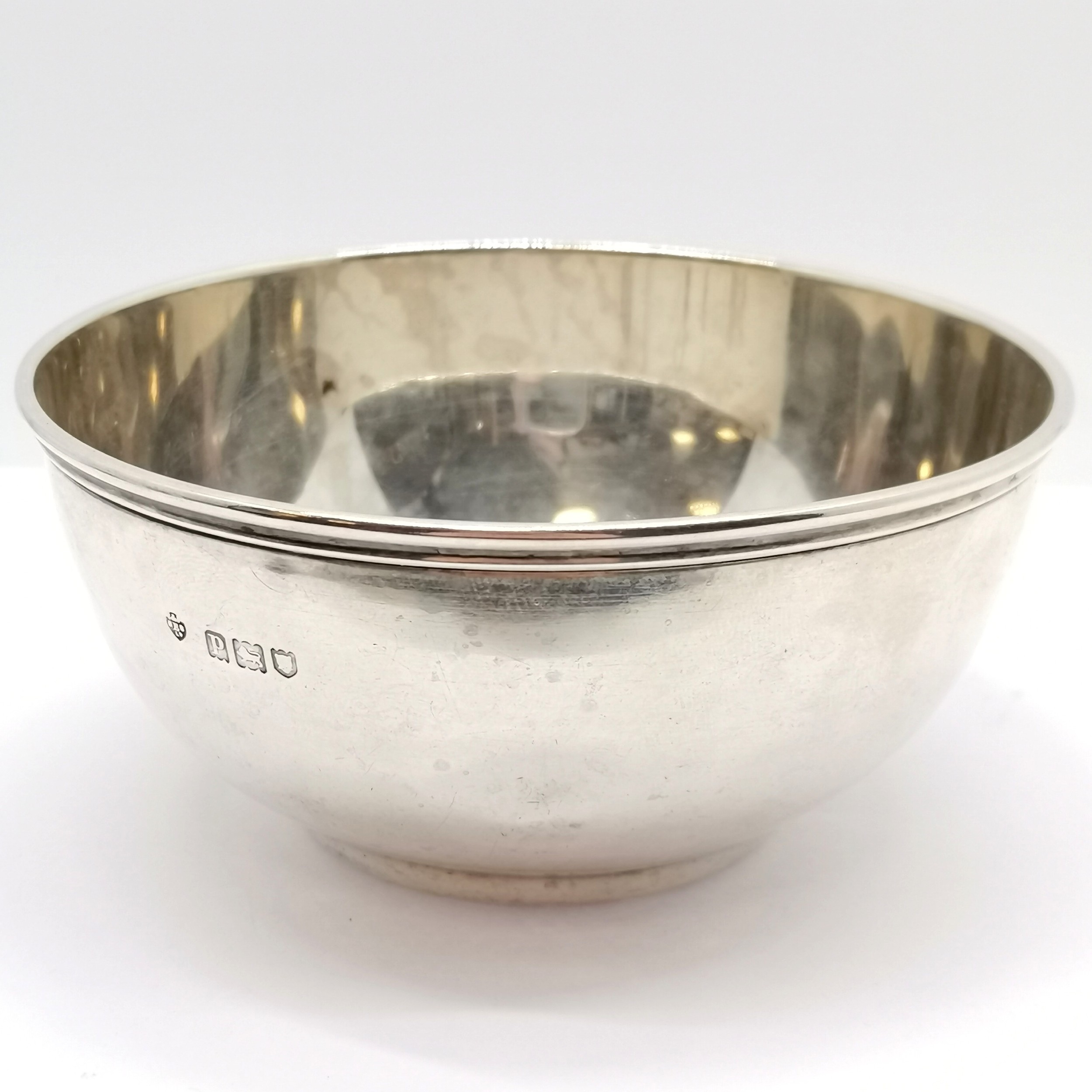 Antique 1910 London hallmarked silver bowl ~ 104g & 11cm diameter - slight dent - Image 2 of 5