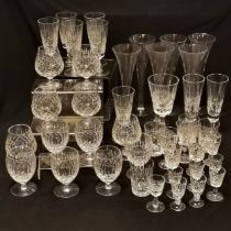 18 Edinburgh crystal glasses T/W a quantity of glasses - no obvious damage