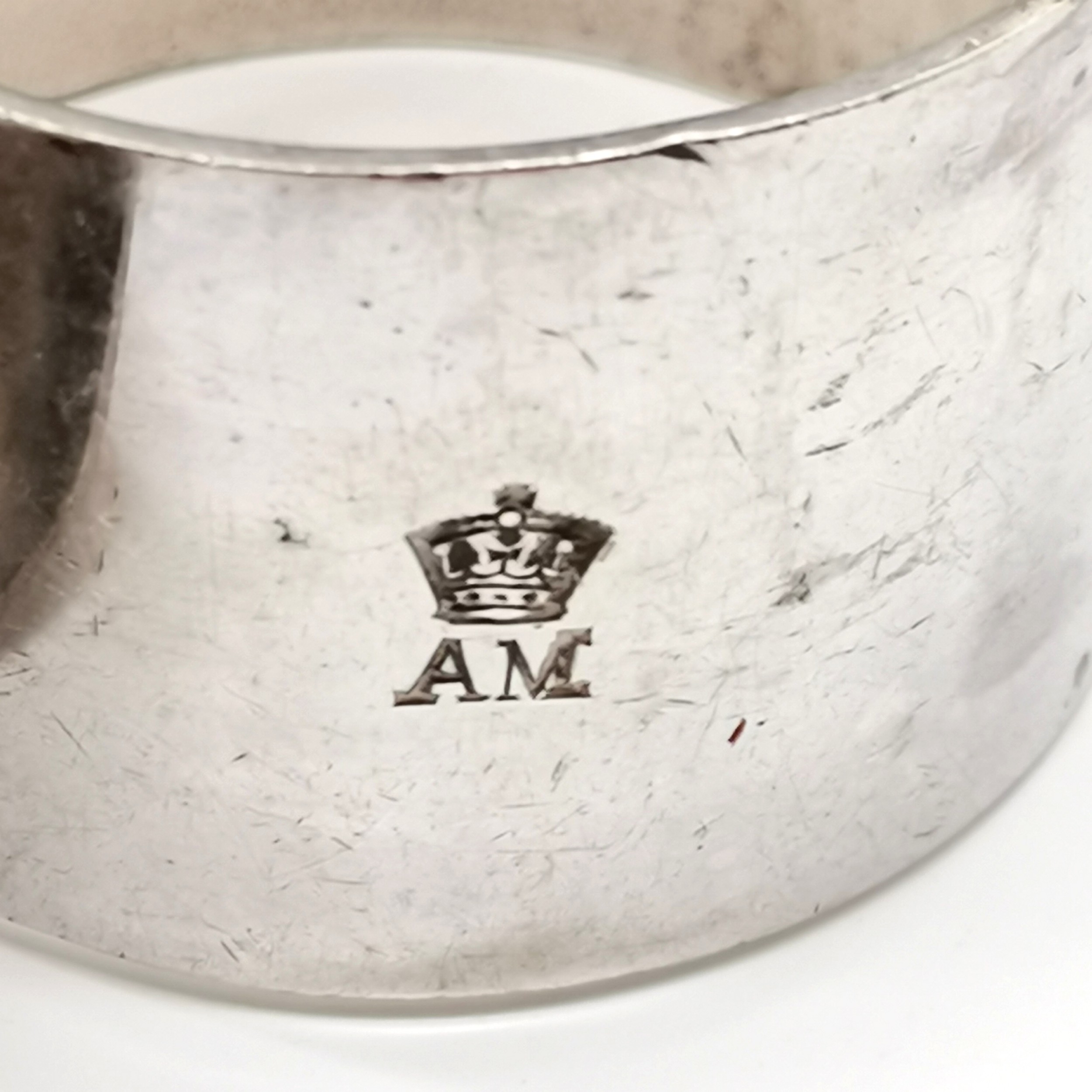 Set of 6 x Air Ministry silver plated napkin rings - Image 3 of 3