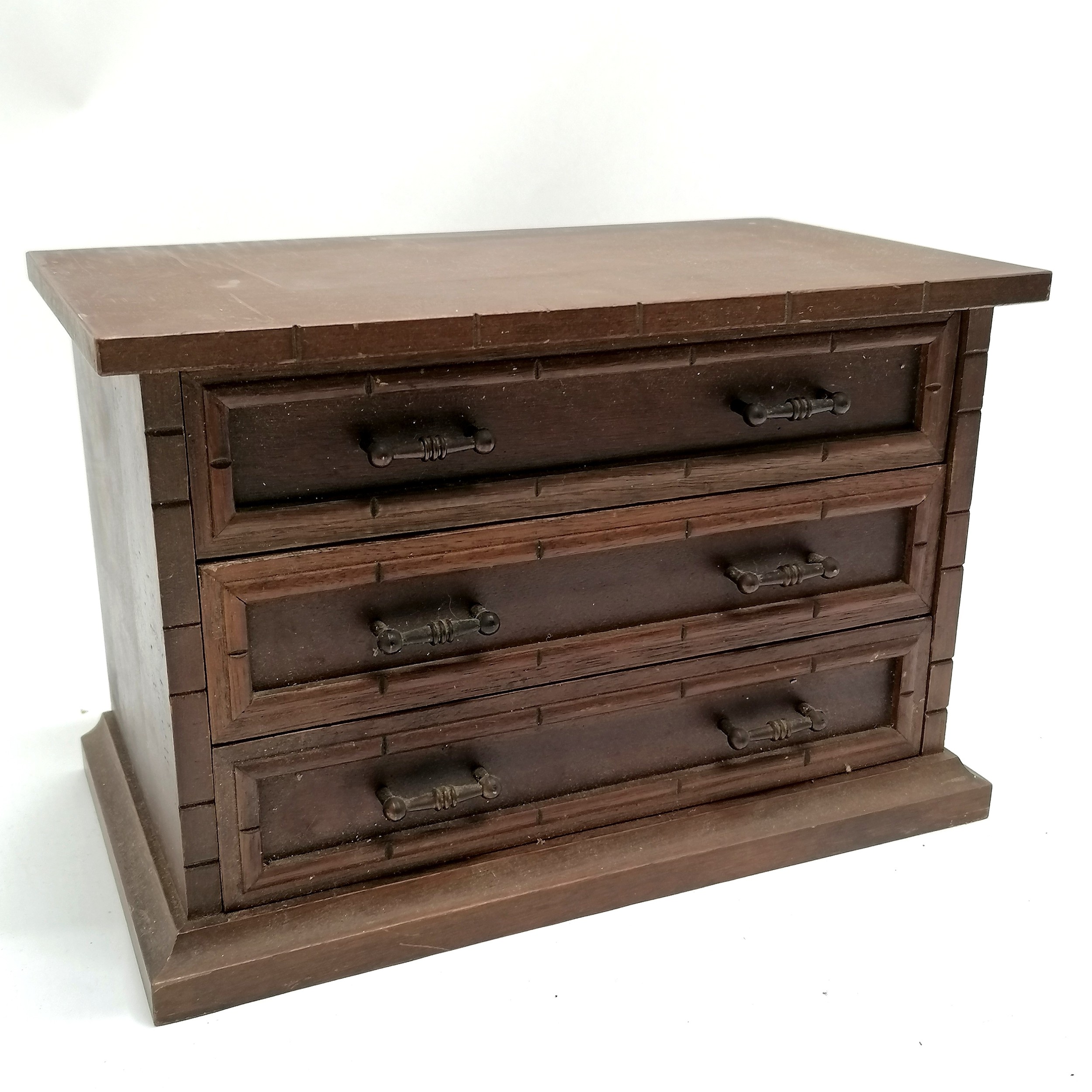 Mahogany 3 drawer jewellery cabinet with fabric lined drawers 29cm x 17cm x 19cm high - no obvious - Image 3 of 3
