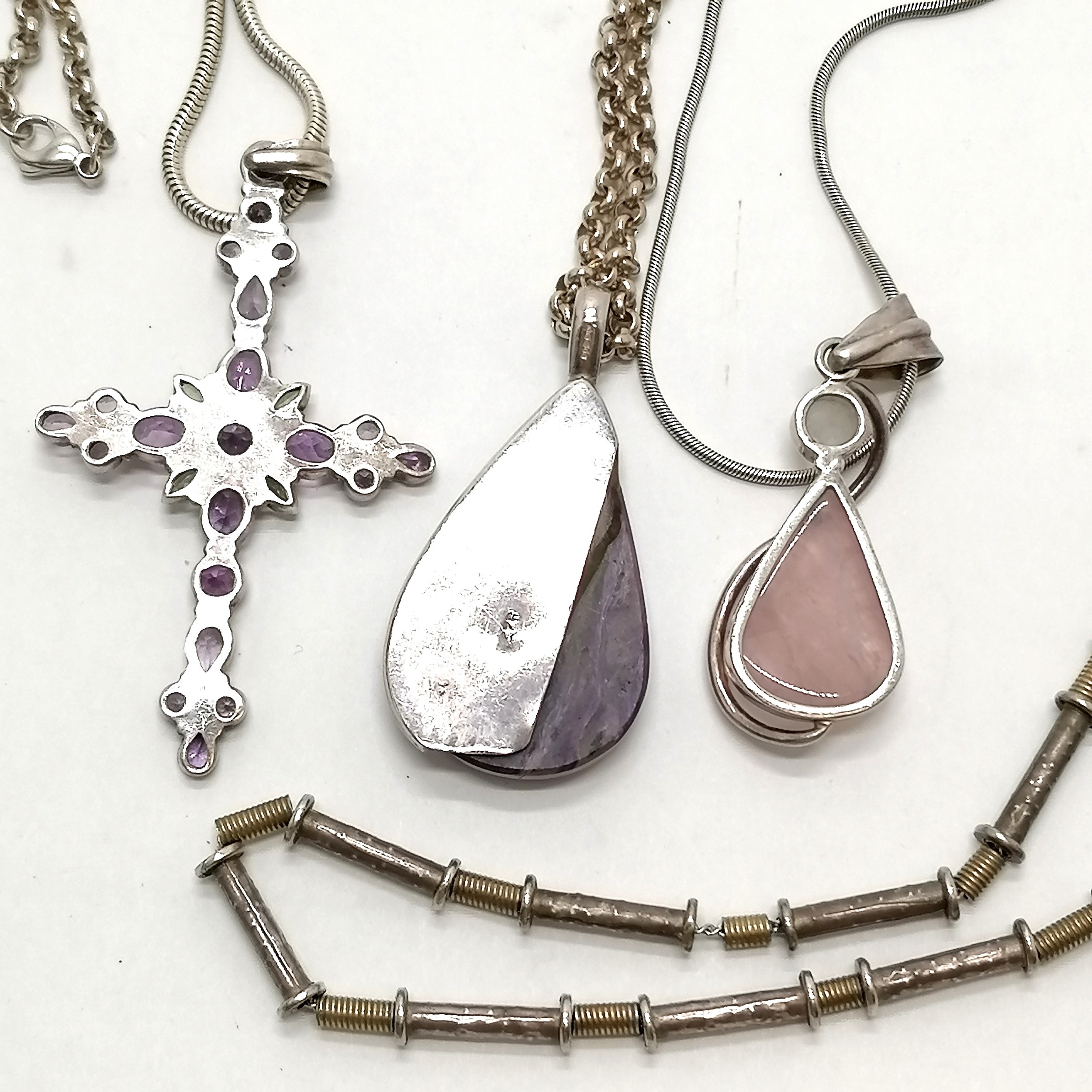 3 x silver necklaces (3 with stone set pendants inc amethyst / peridot cross) t/w fancy link - Image 2 of 2