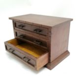 Mahogany 3 drawer jewellery cabinet with fabric lined drawers 29cm x 17cm x 19cm high - no obvious