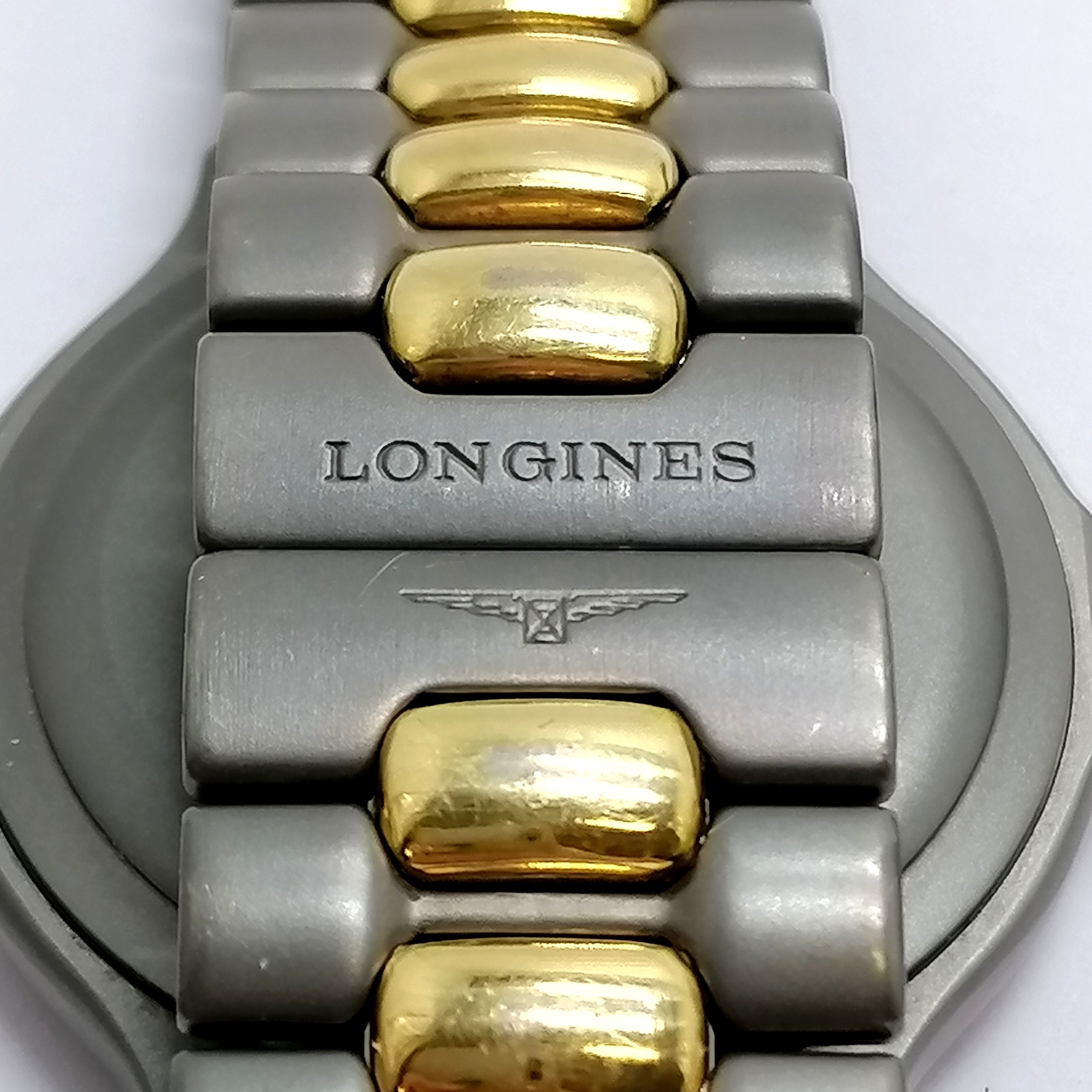 Longines conquest titanium quartz wristwatch (34mm case) - will need battery - SOLD ON BEHALF OF THE - Image 3 of 6