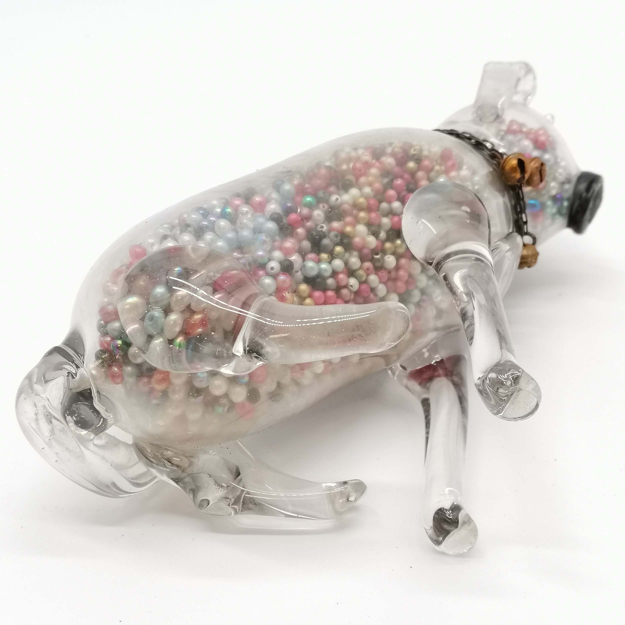 Unusual novelty glass dog figure filled with beads & has a metal chain collar with bells - 18.5cm - Bild 4 aus 4