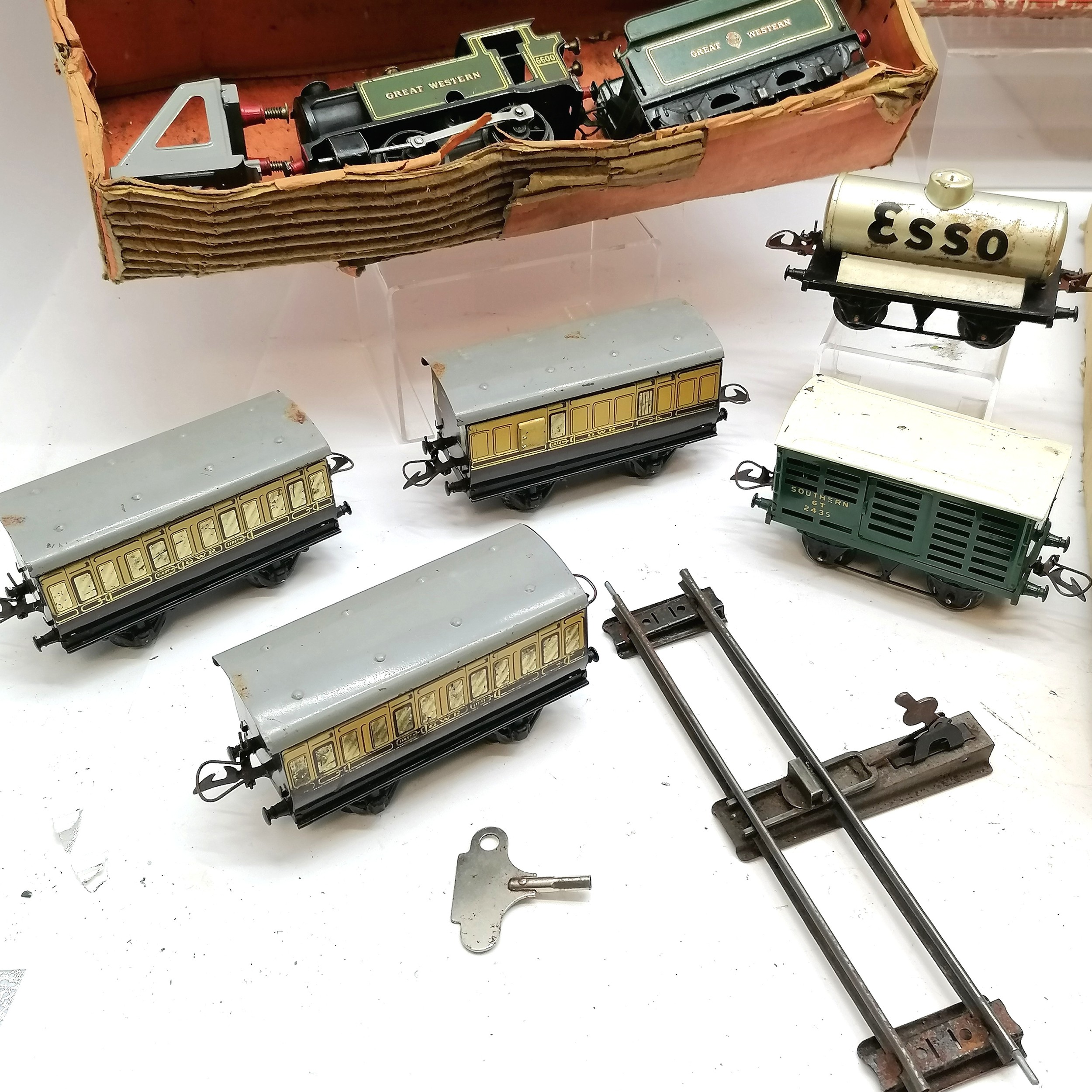 Vintage Hornby No.2 Special Pullman 0 gauge complete set in box t/w qty of extra track & carriages - Image 13 of 18